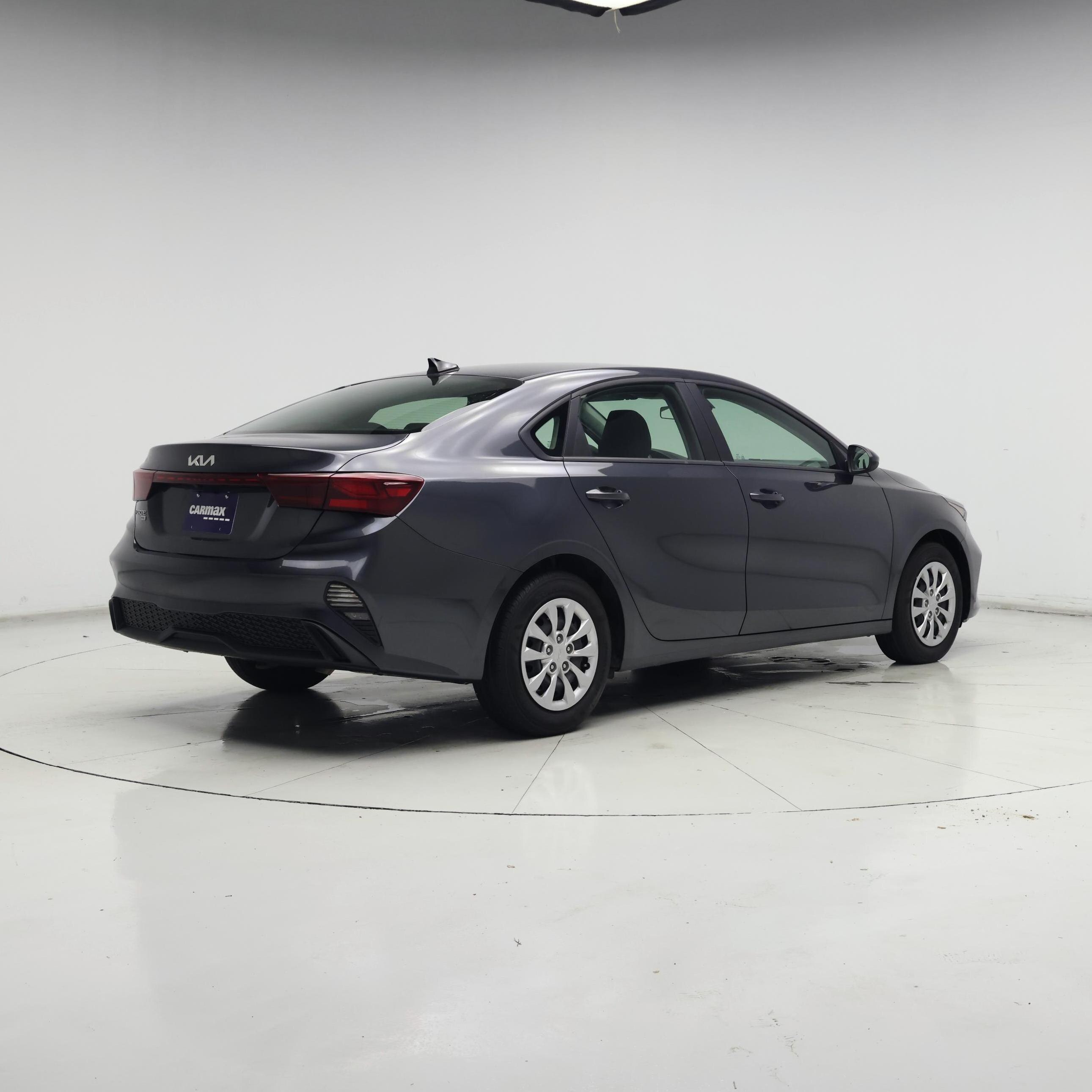 Thumbnail: 2024 Kia Forte - 8