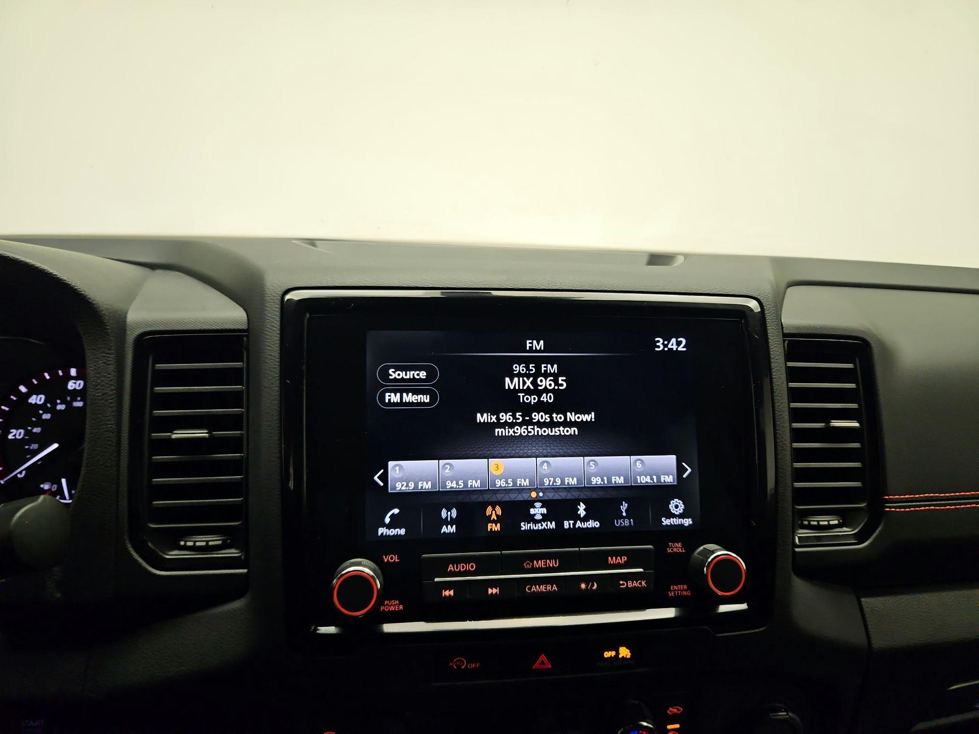 Thumbnail: 2024 Nissan Frontier - 14