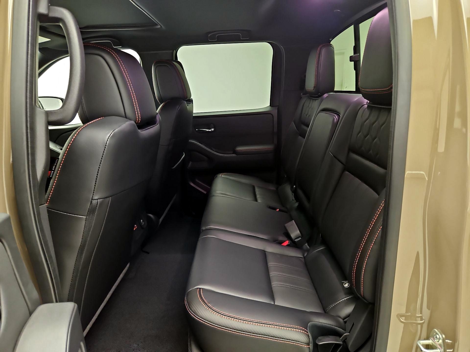 Thumbnail: 2024 Nissan Frontier - 17