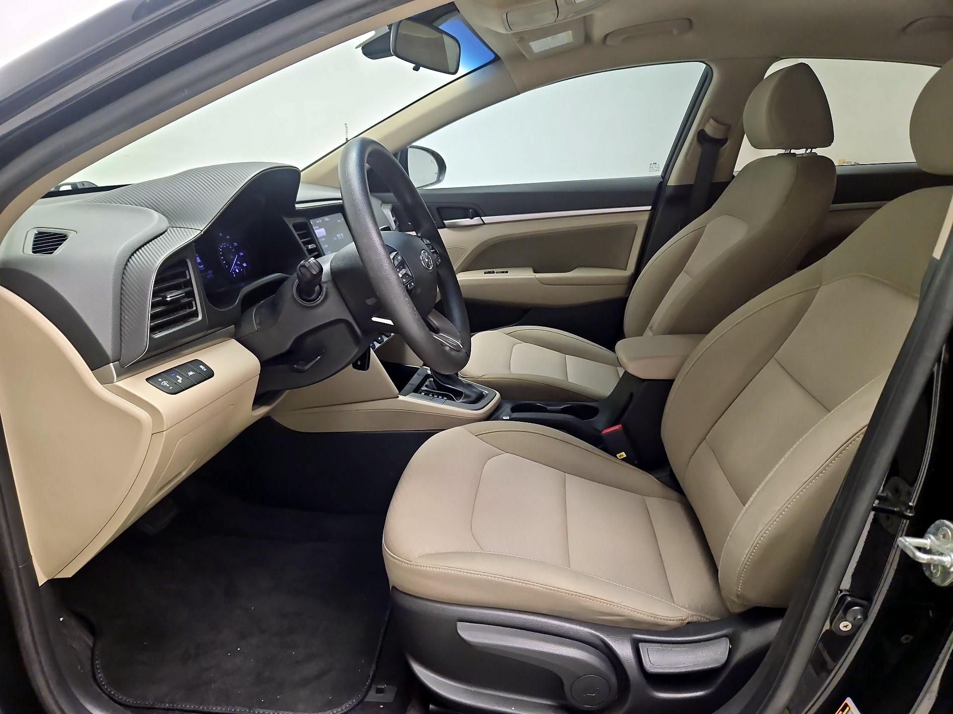 Thumbnail: 2020 Hyundai Elantra - 11