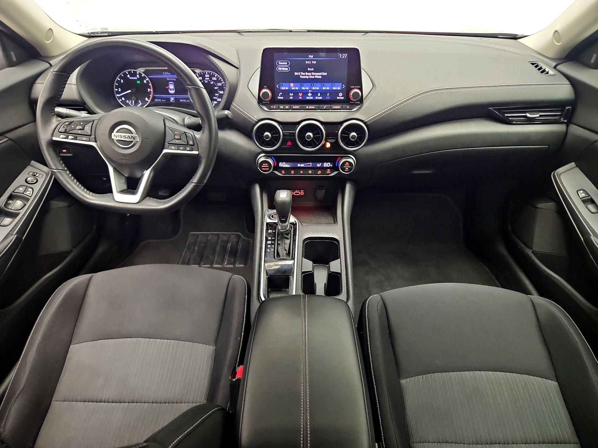 Thumbnail: 2020 Nissan Sentra - 9