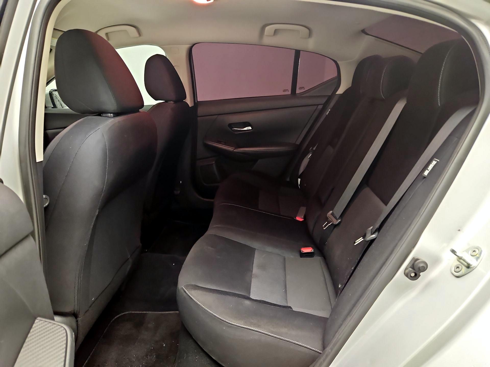 Thumbnail: 2020 Nissan Sentra - 17