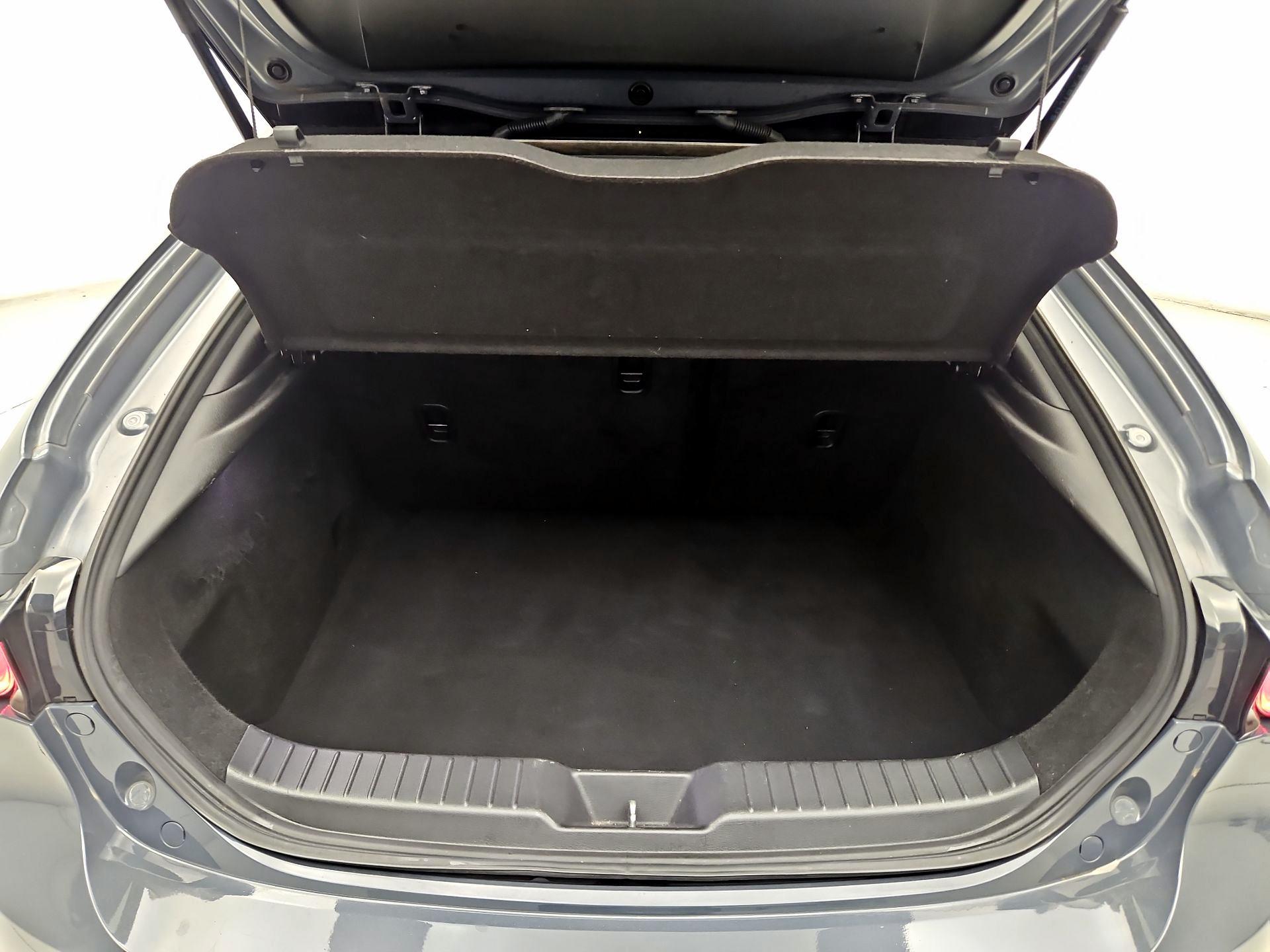 Thumbnail: 2021 Mazda Mazda3 - 18