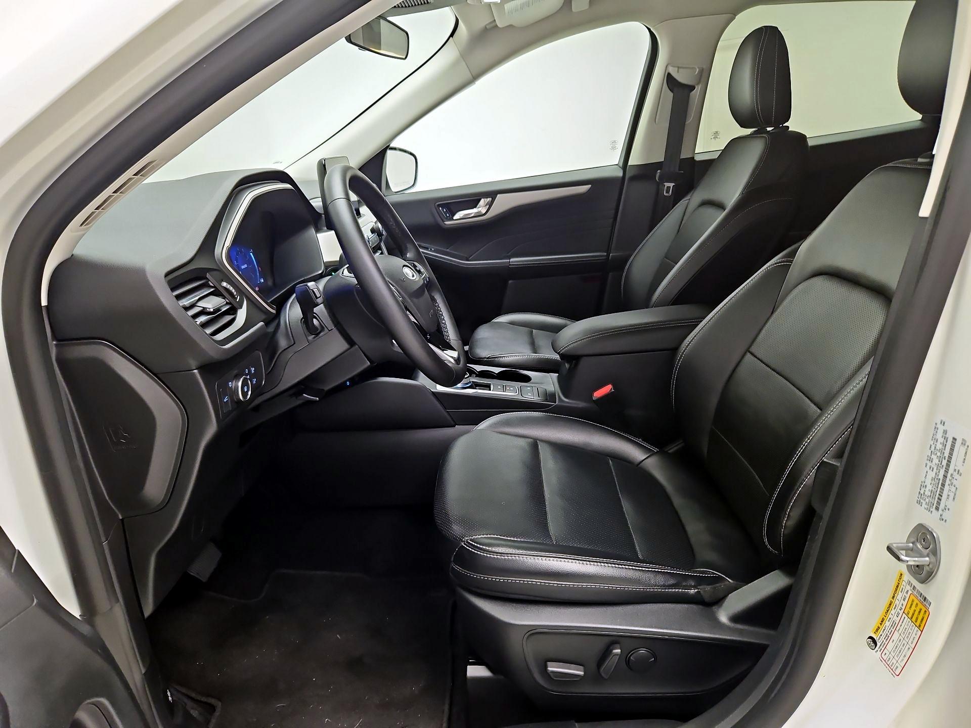 Thumbnail: 2022 Ford Escape - 11