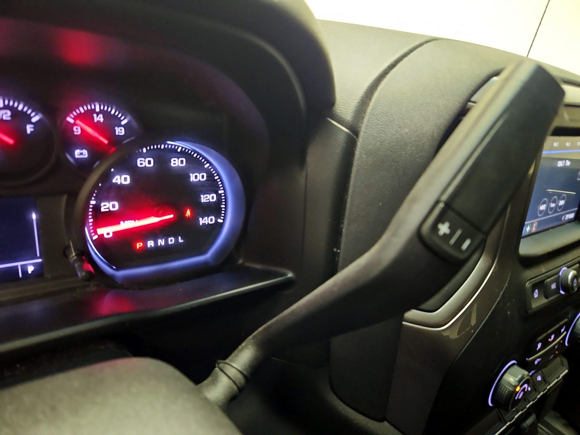 Thumbnail: 2019 Chevrolet Silverado 1500 - 17