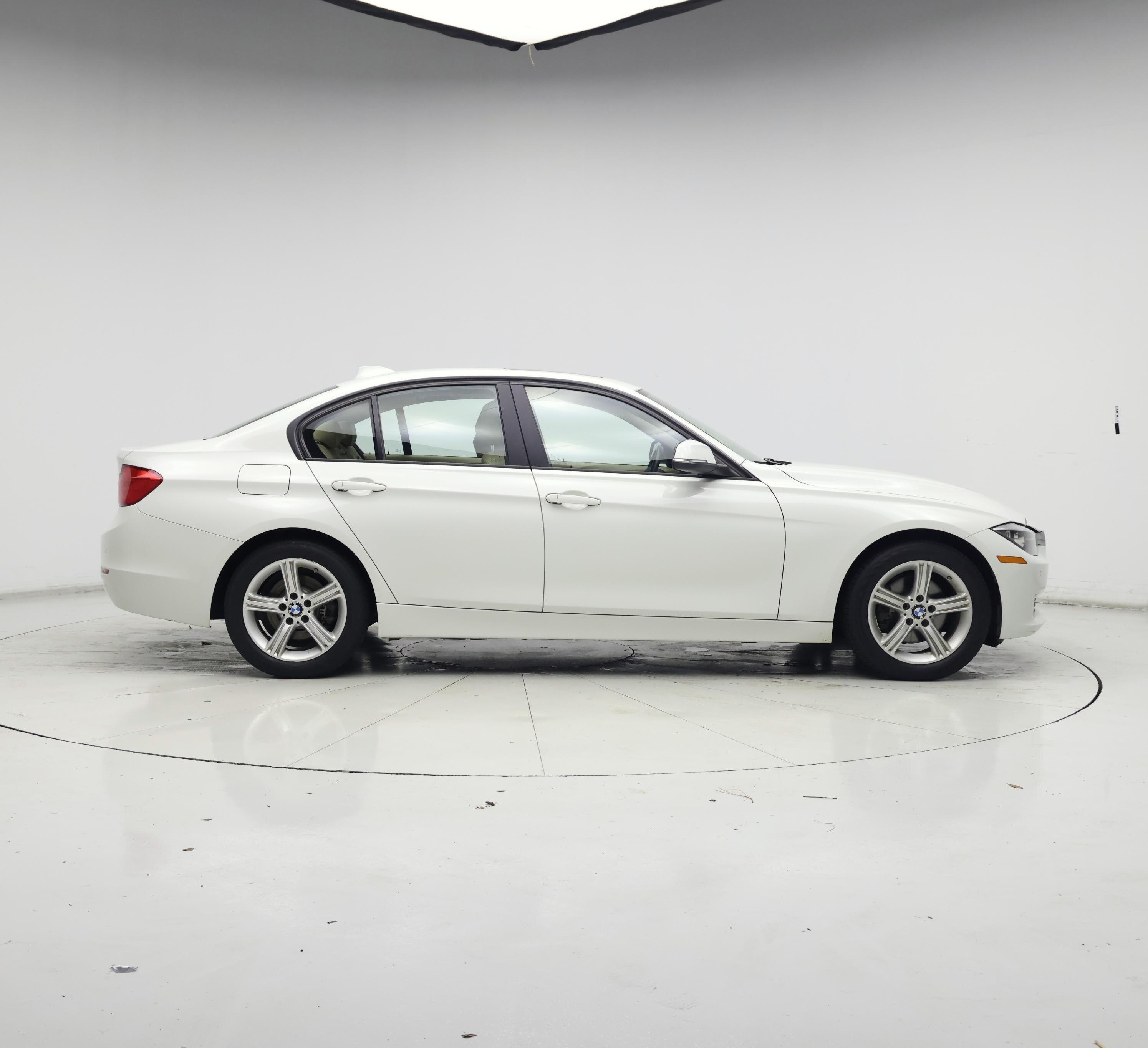 Thumbnail: 2015 BMW 3 Series - 7