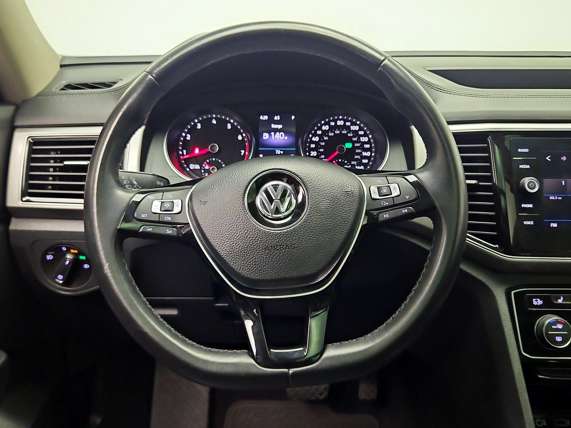 Thumbnail: 2018 Volkswagen Atlas - 10