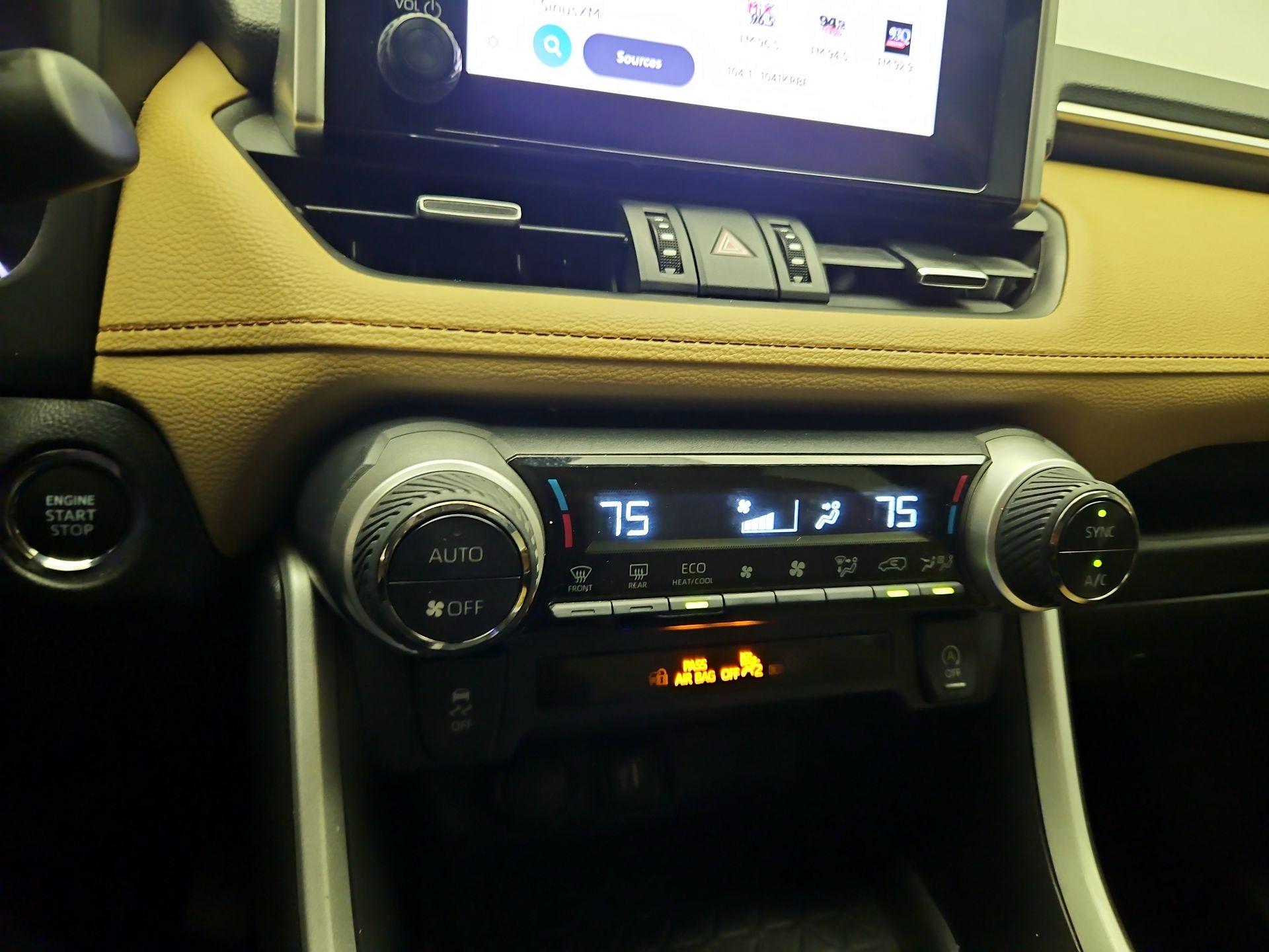 Thumbnail: 2024 Toyota RAV4 - 15