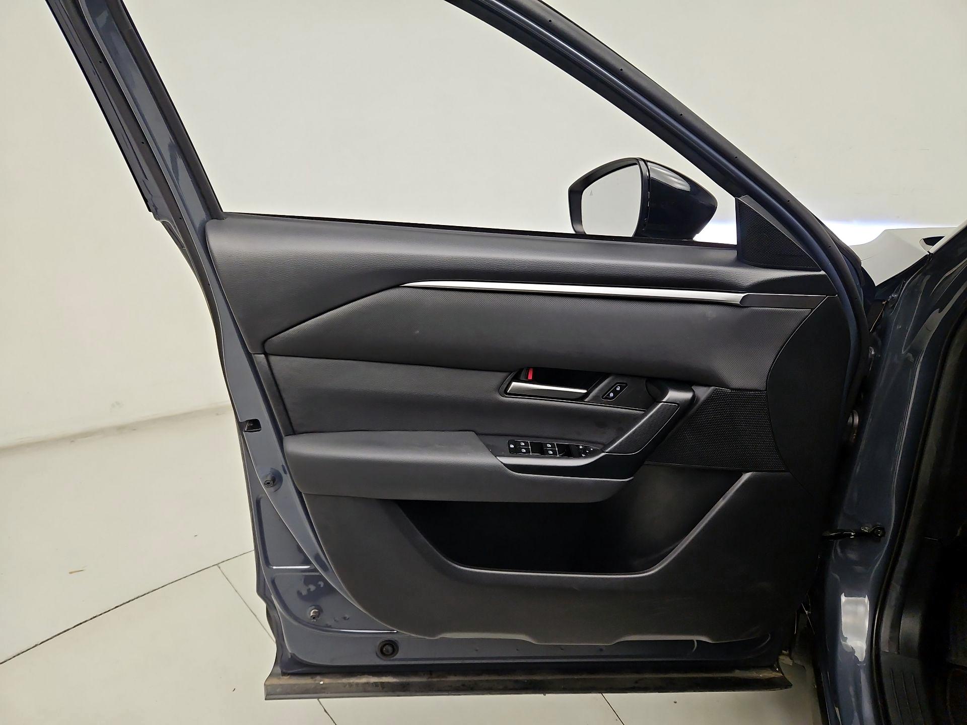 Thumbnail: 2024 Mazda CX-50 - 12