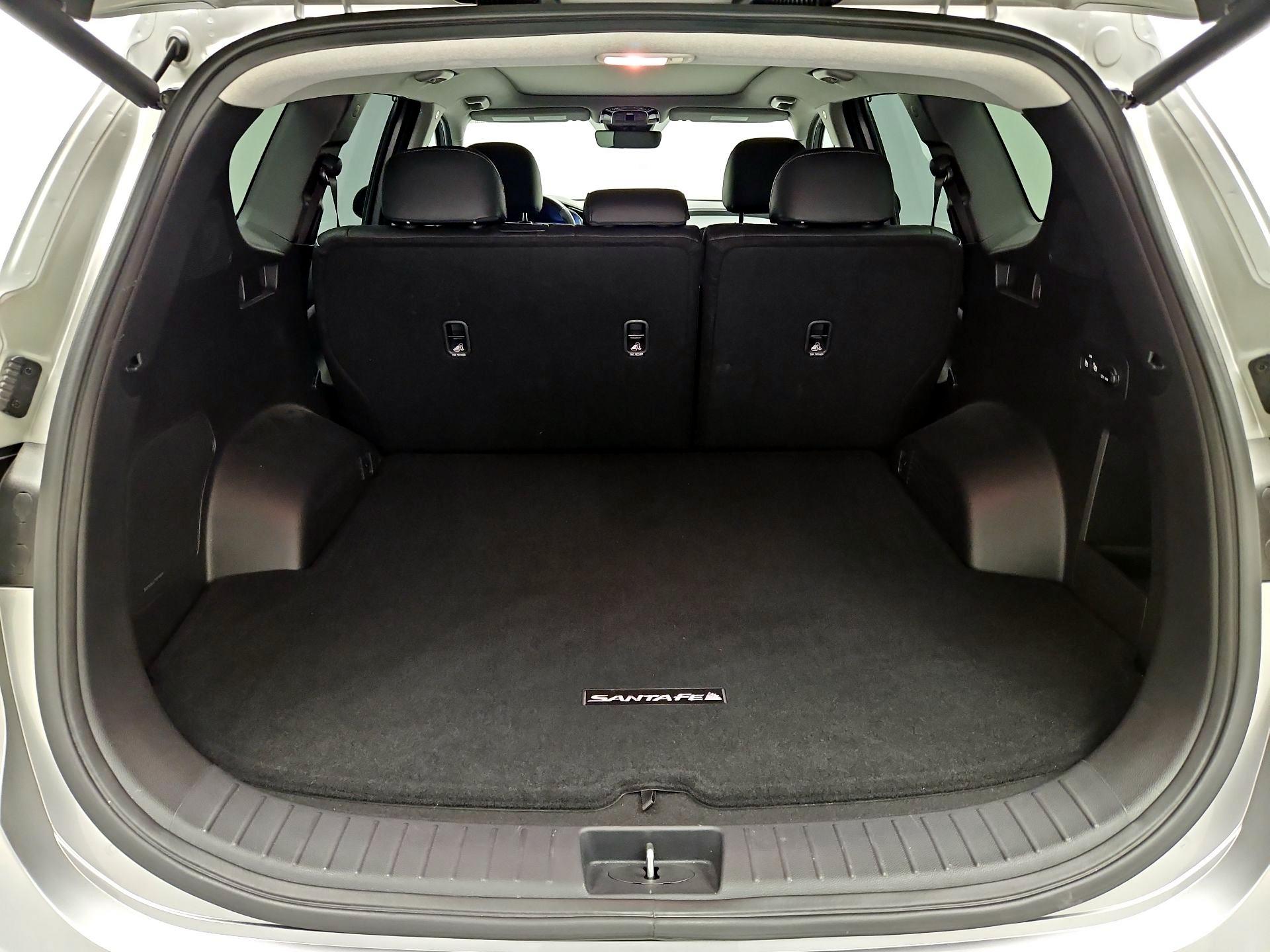 Thumbnail: 2022 Hyundai Santa Fe - 18