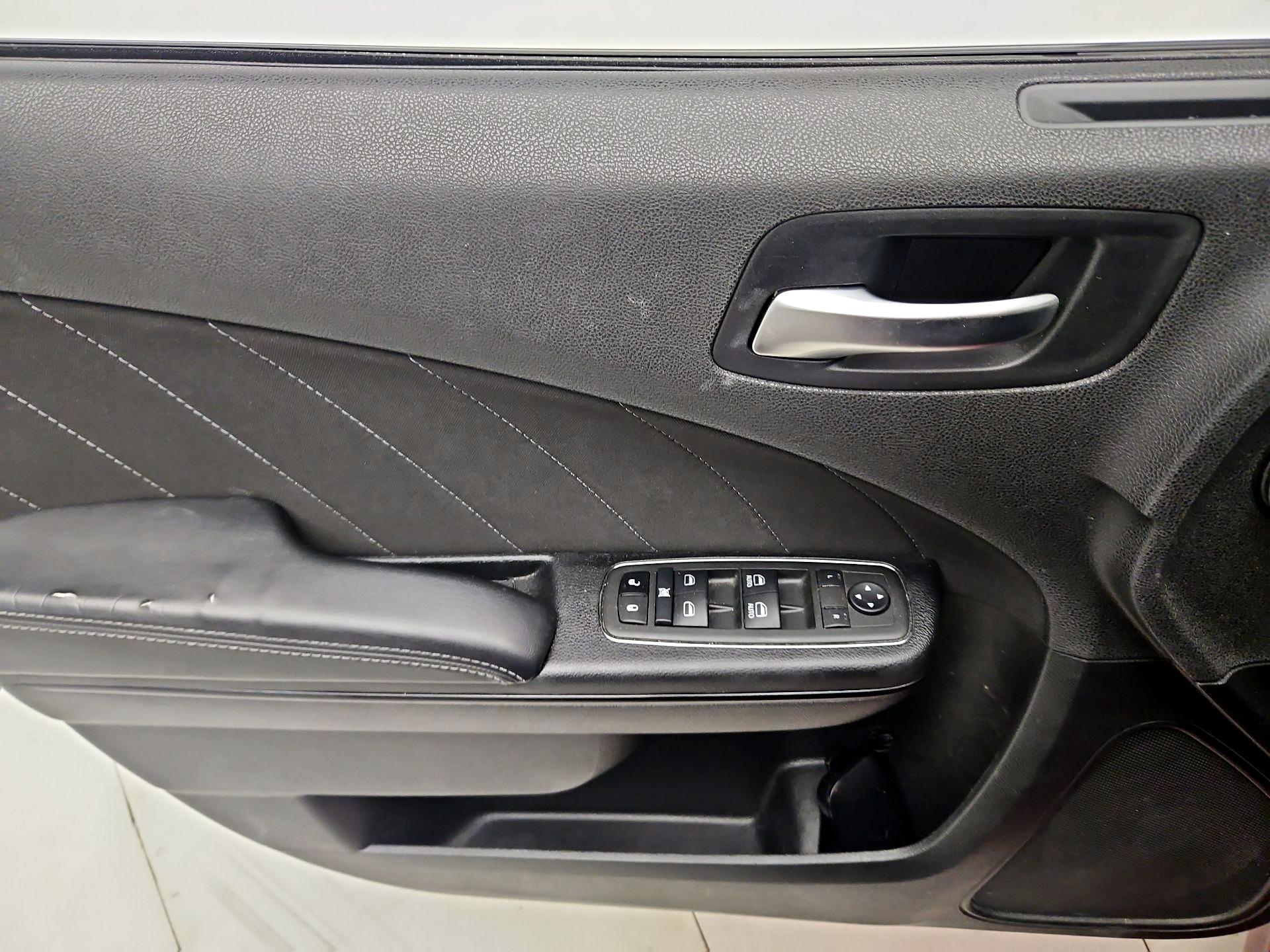 Thumbnail: 2022 Dodge Charger - 12