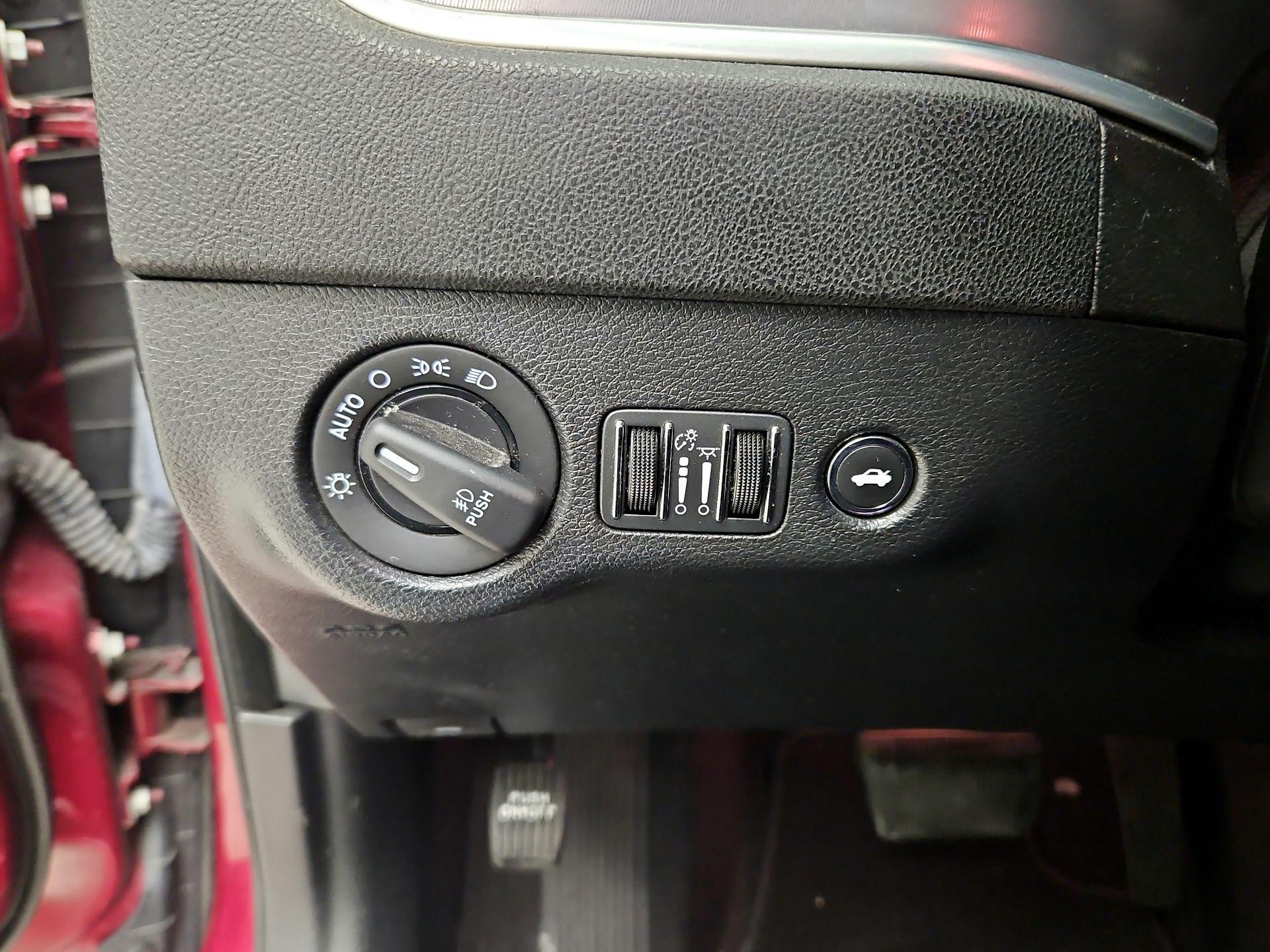 Thumbnail: 2022 Dodge Charger - 13