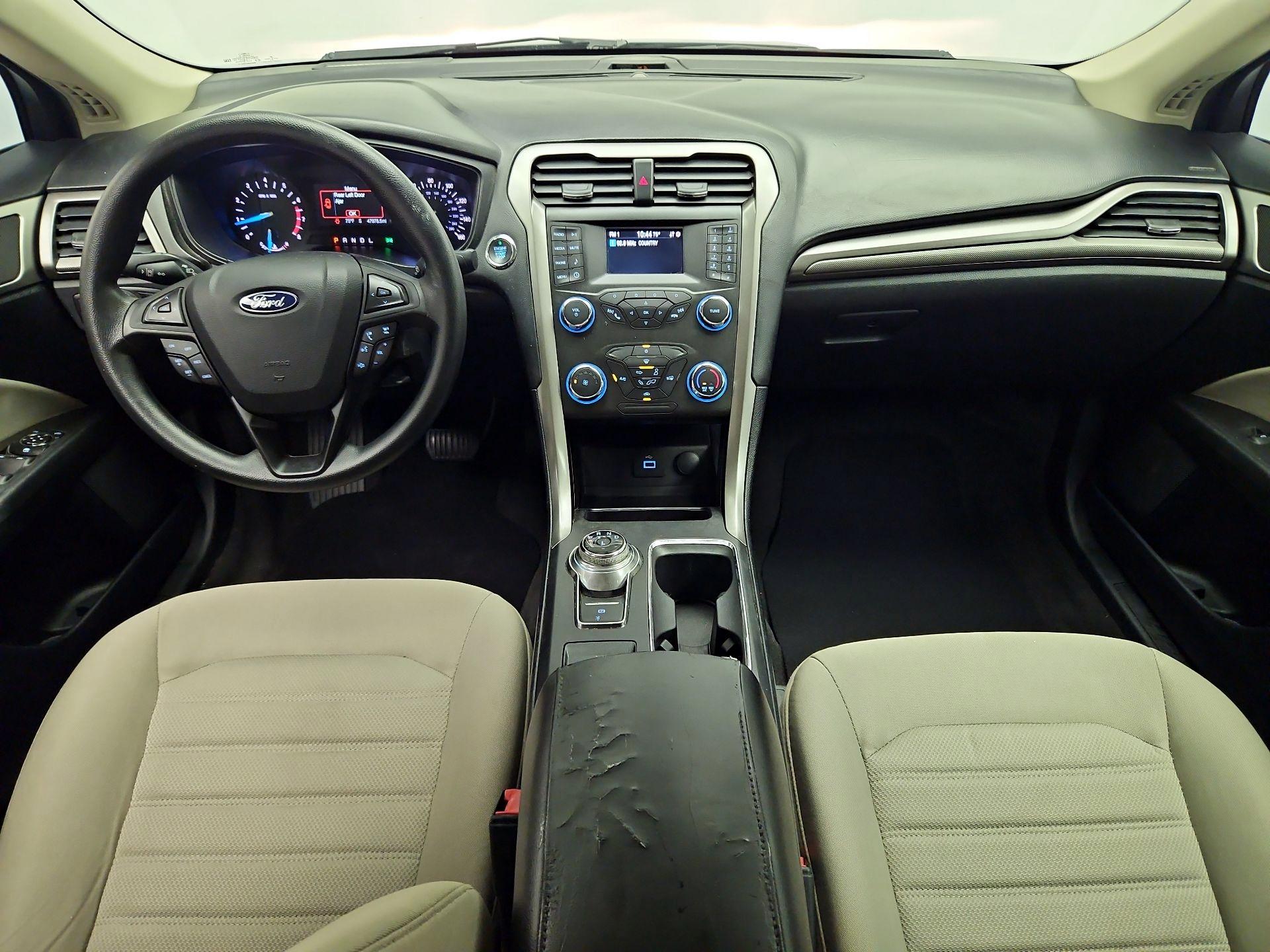 Thumbnail: 2020 Ford Fusion - 9