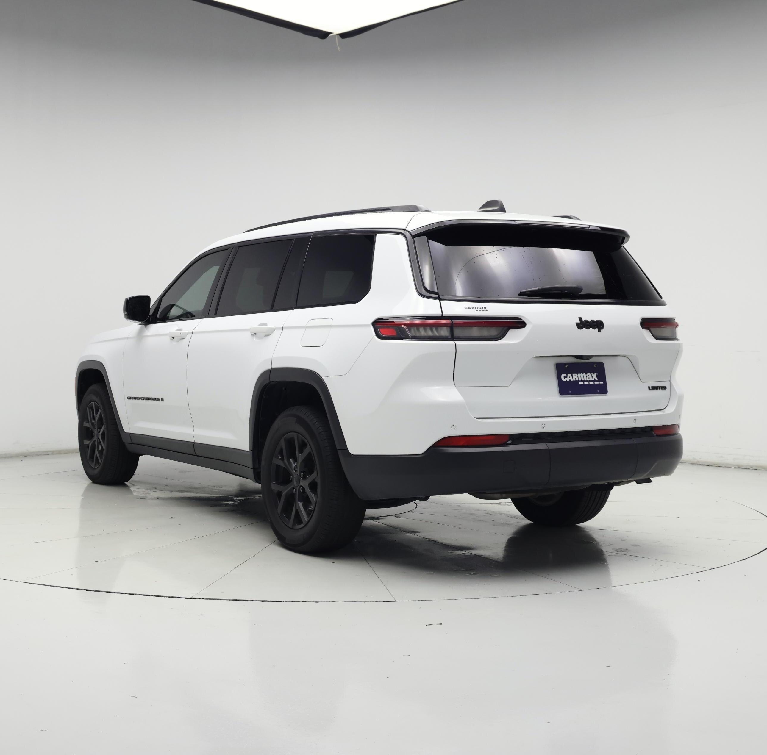 Thumbnail: 2023 Jeep Grand Cherokee L - 2