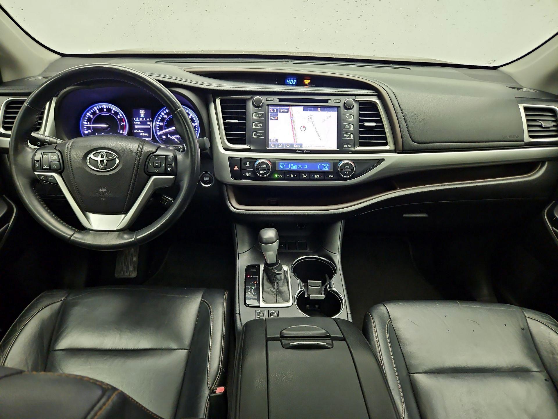 Thumbnail: 2014 Toyota Highlander - 9