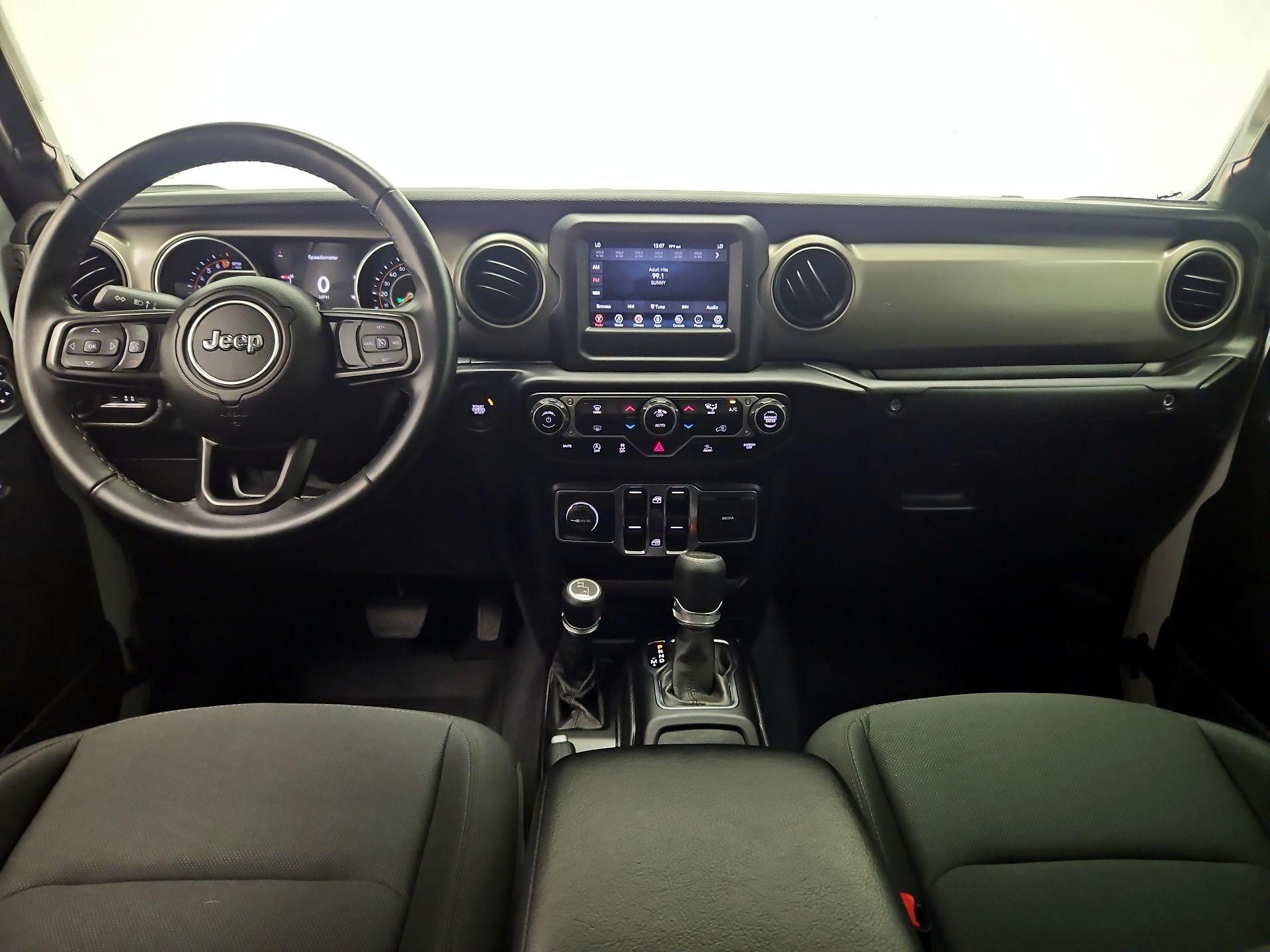 Thumbnail: 2021 Jeep Gladiator - 9