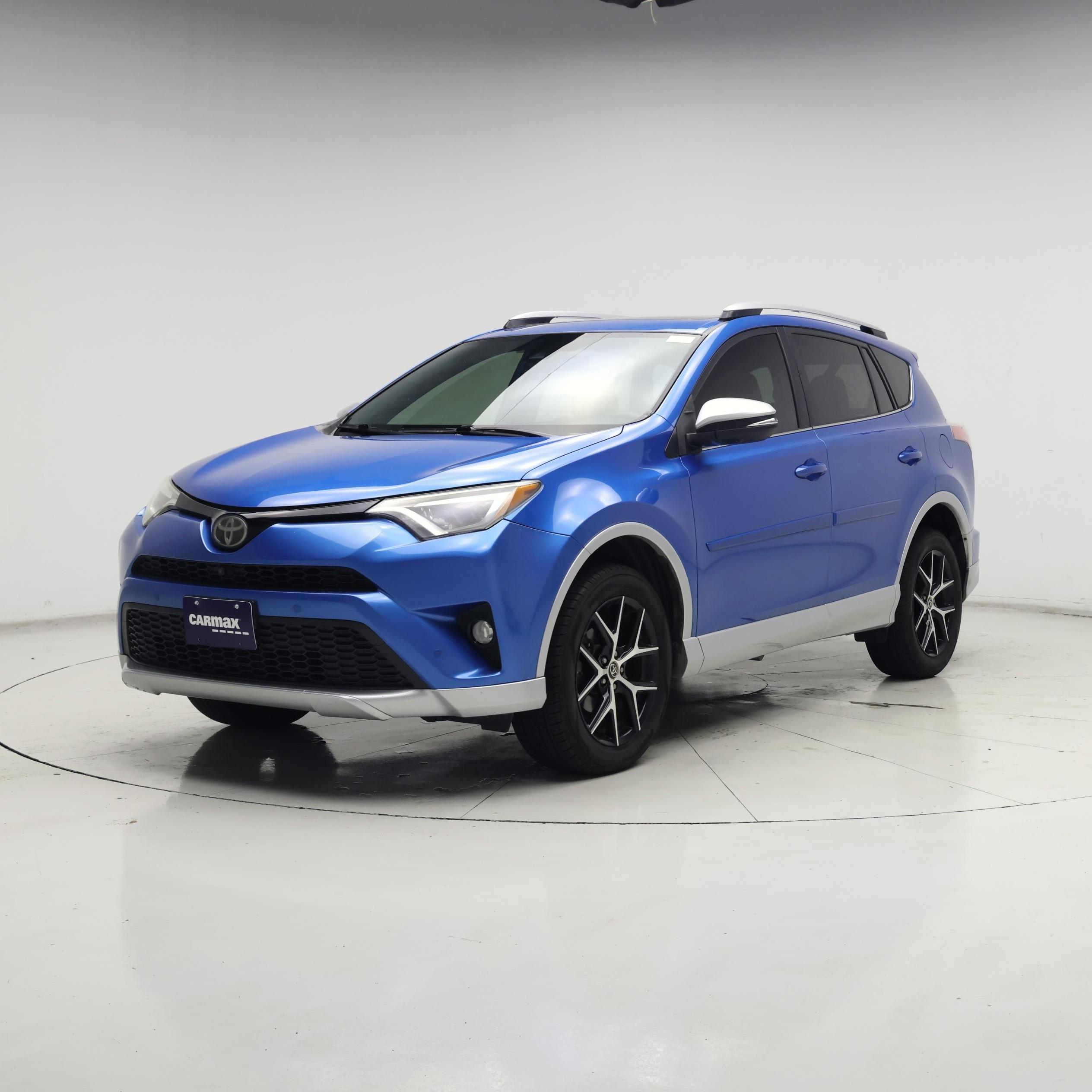 Thumbnail: 2016 Toyota RAV4 - 4