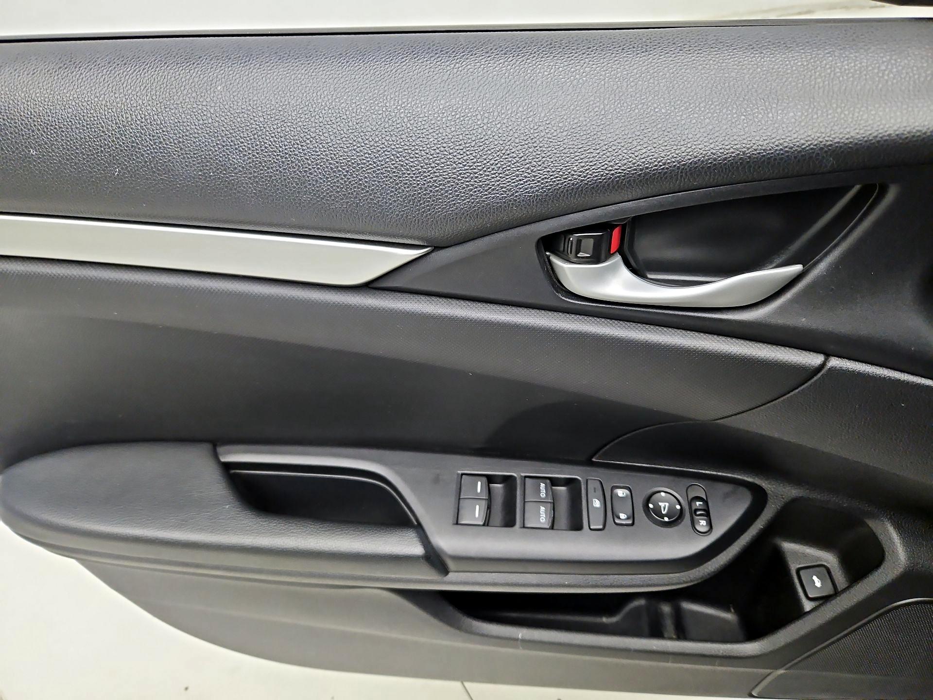 Thumbnail: 2019 Honda Civic - 12