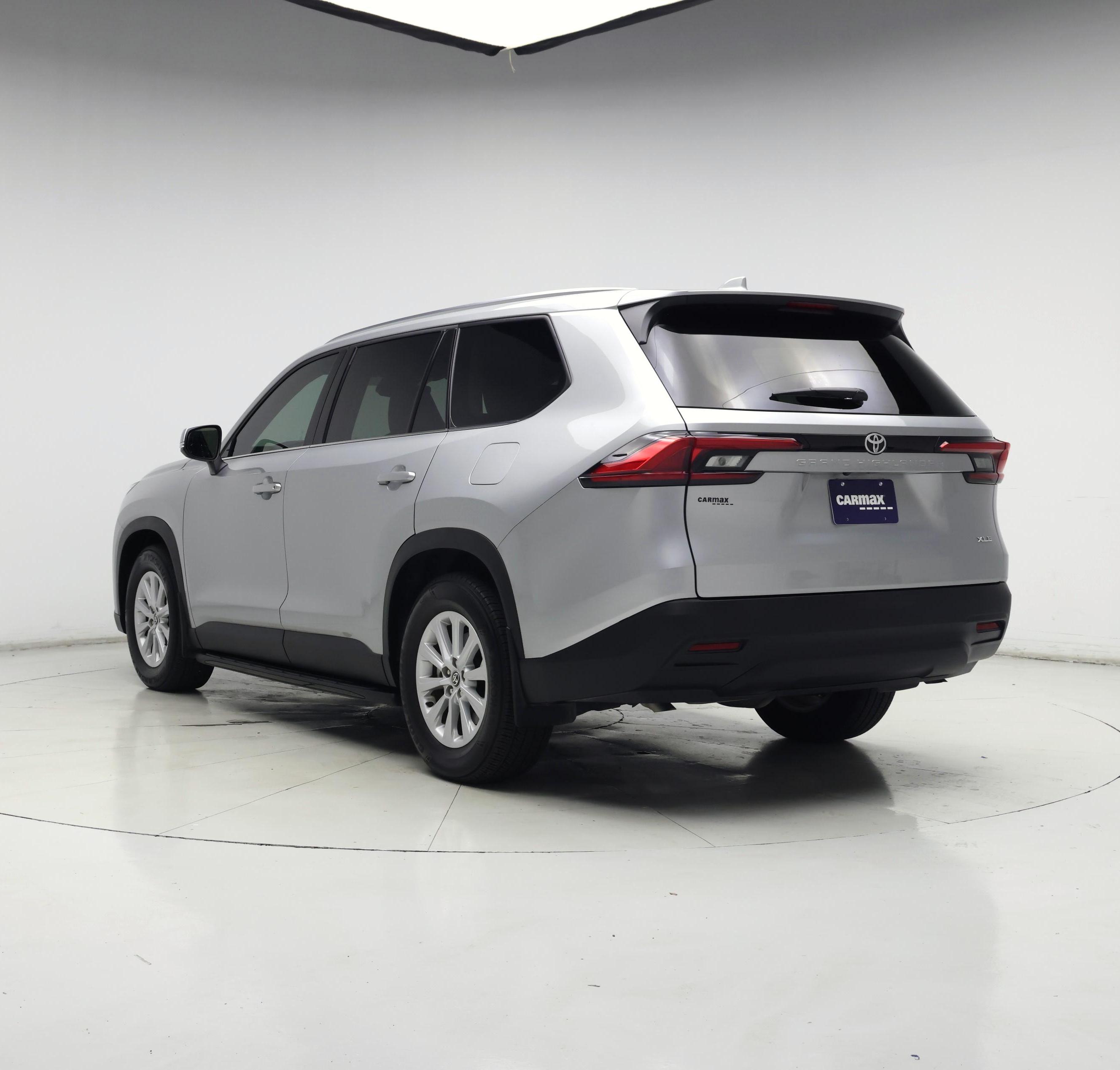 Thumbnail: 2024 Toyota Grand Highlander - 2