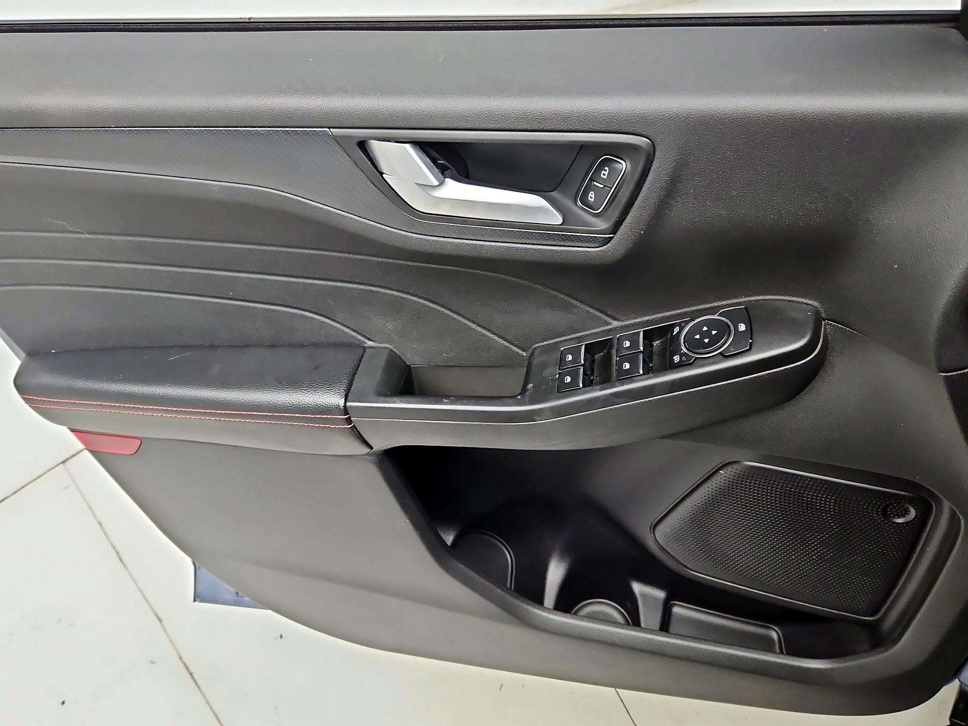 Thumbnail: 2024 Ford Escape - 12