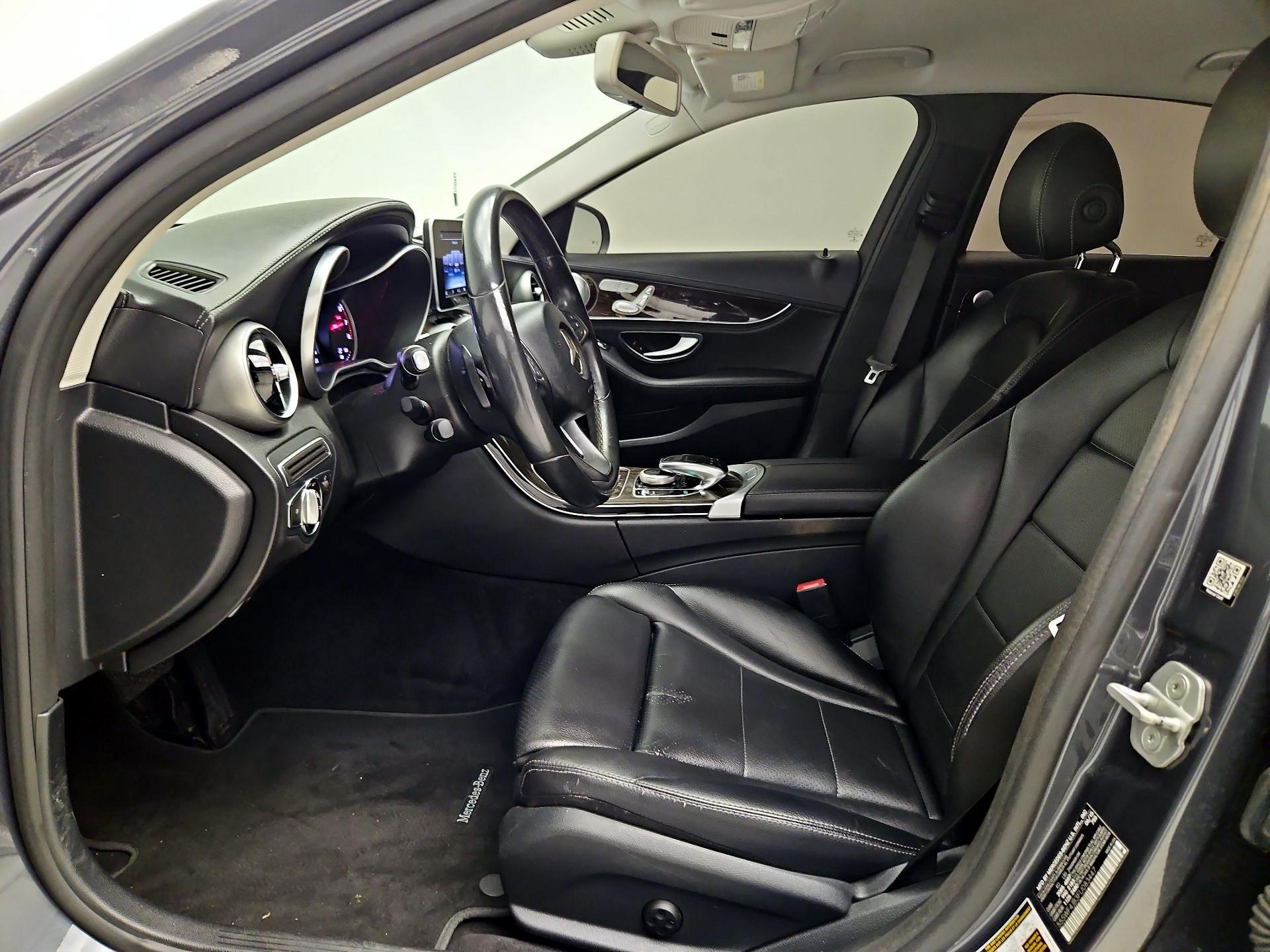 Thumbnail: 2015 Mercedes-Benz C-Class - 11