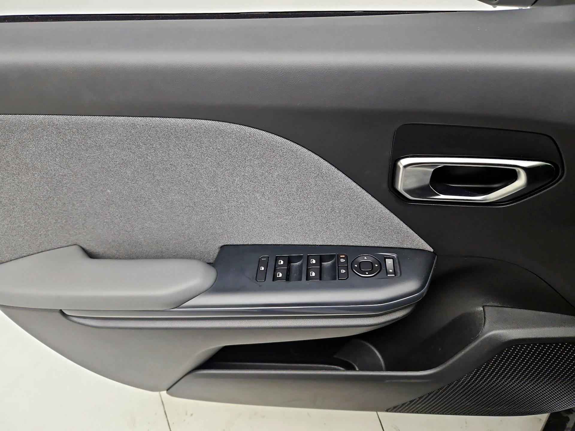 Thumbnail: 2025 Kia K4 - 12