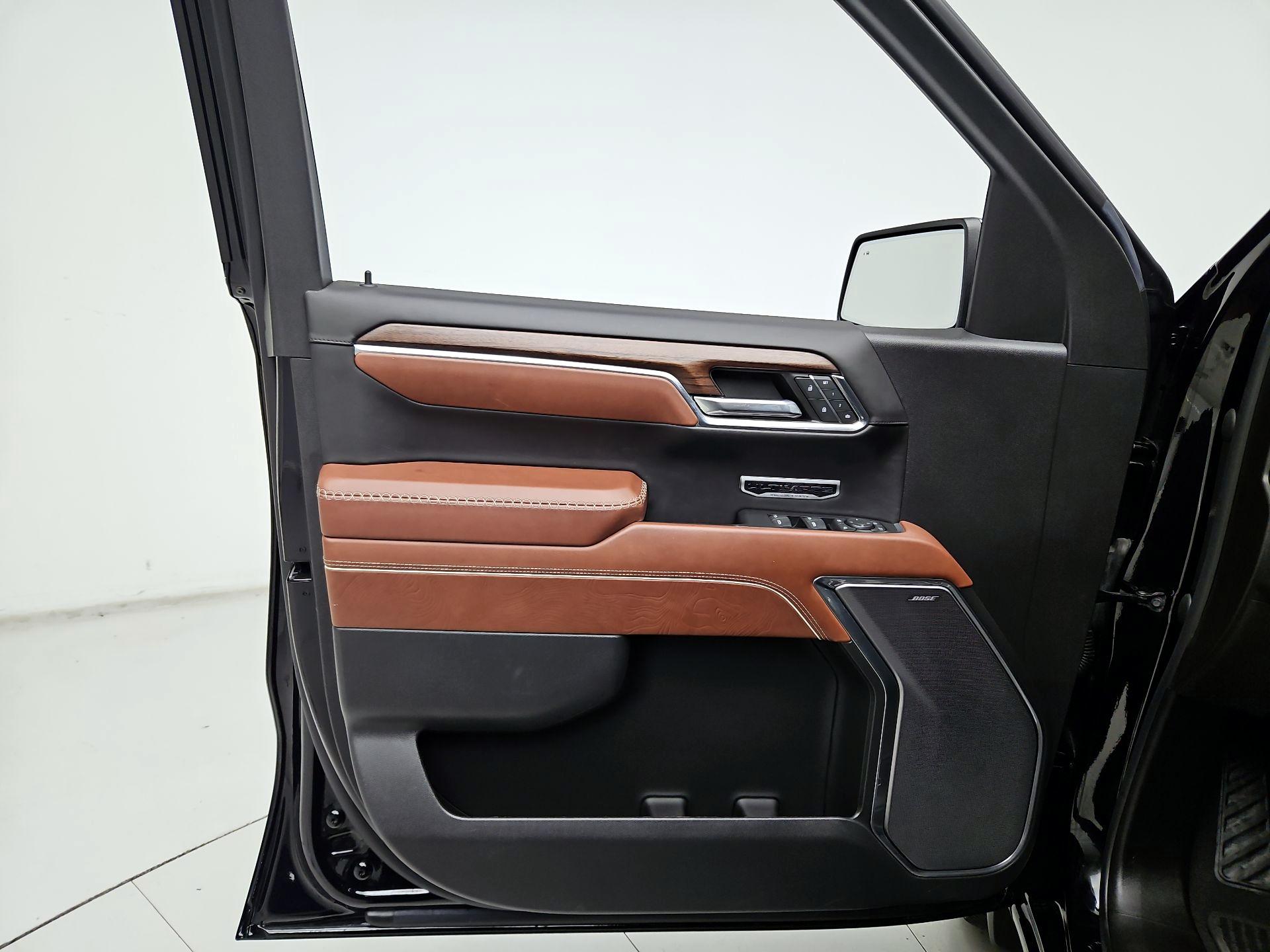 Thumbnail: 2023 GMC Sierra 1500 - 12