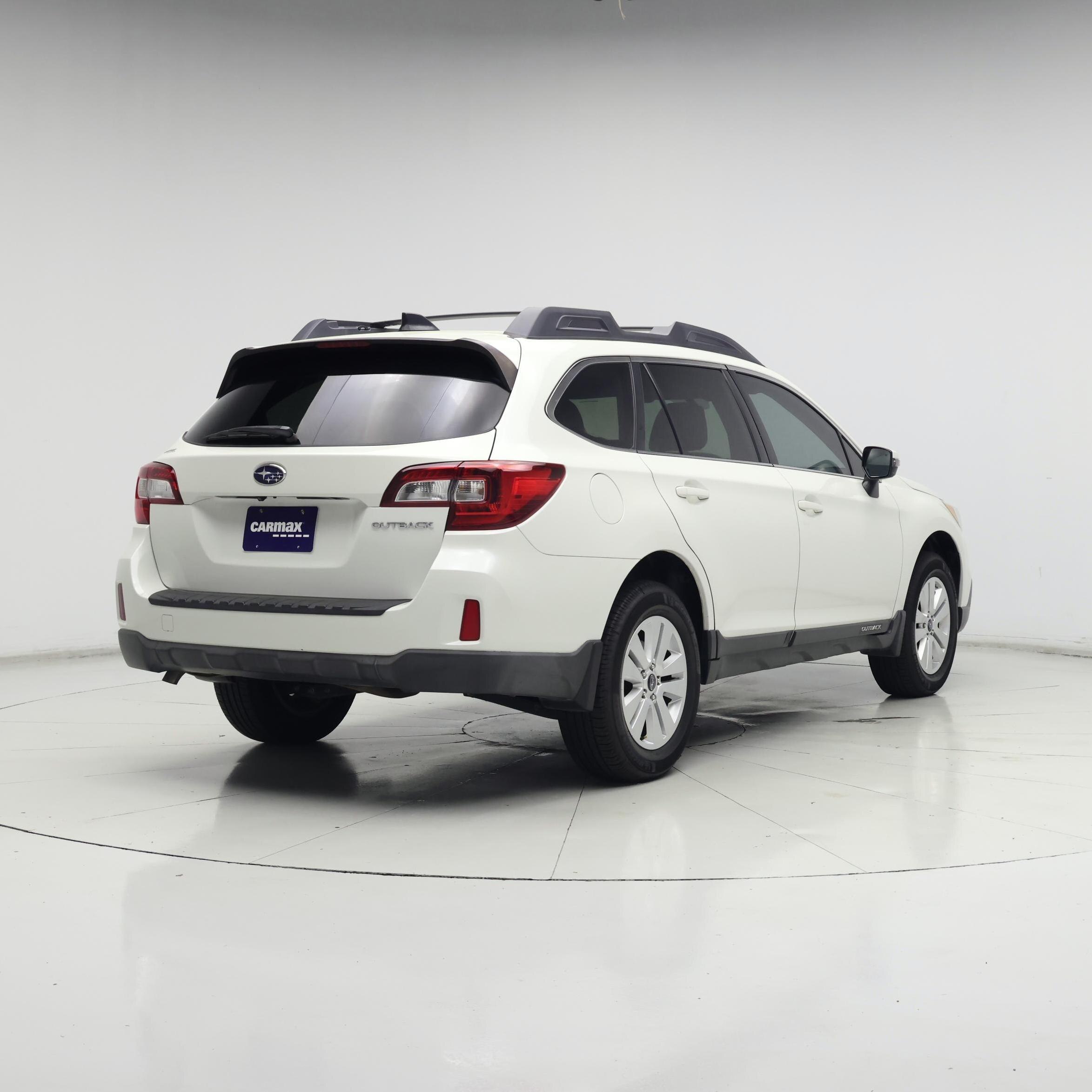 Thumbnail: 2016 Subaru Outback - 8