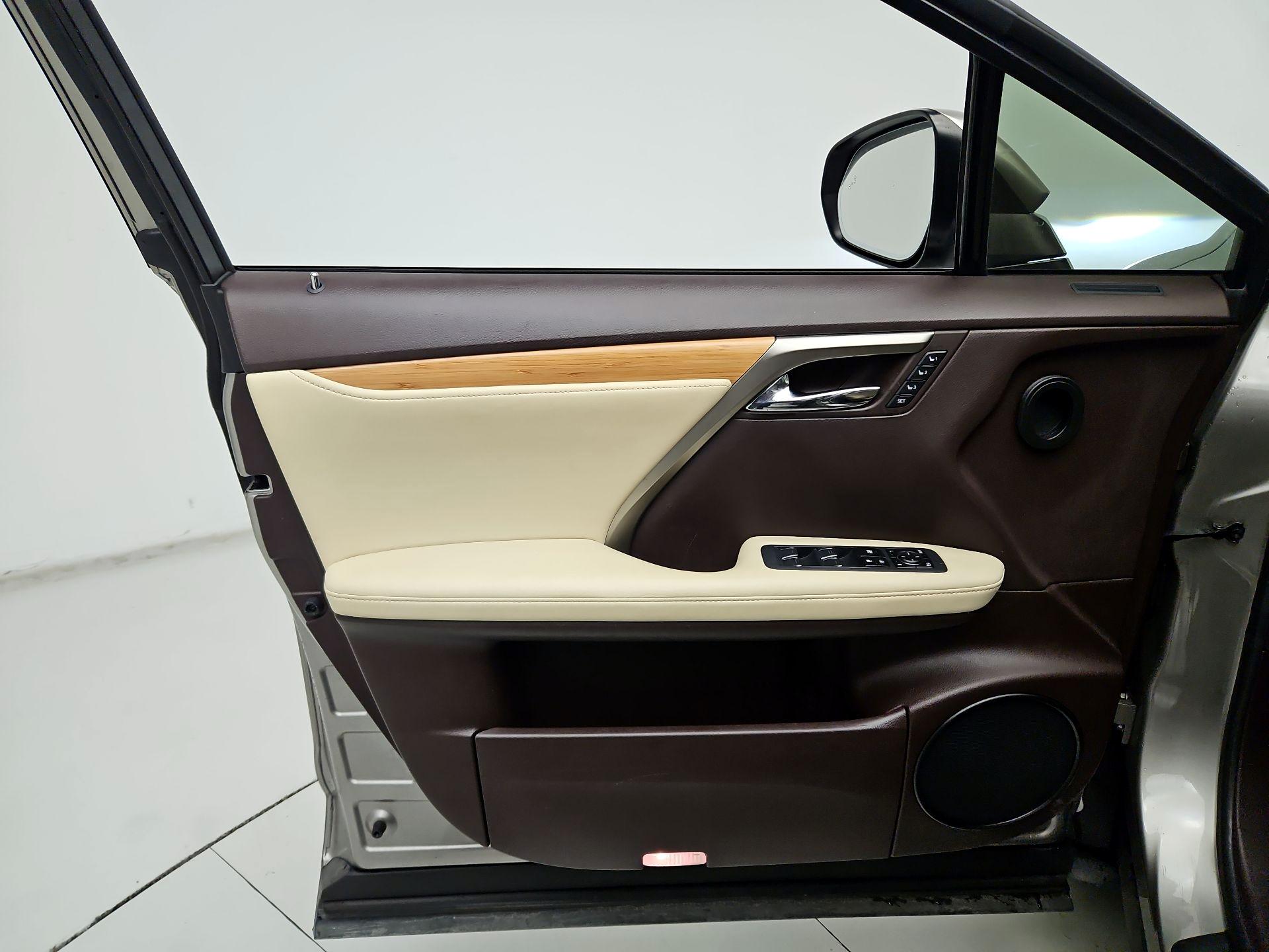 Thumbnail: 2020 Lexus RX - 12