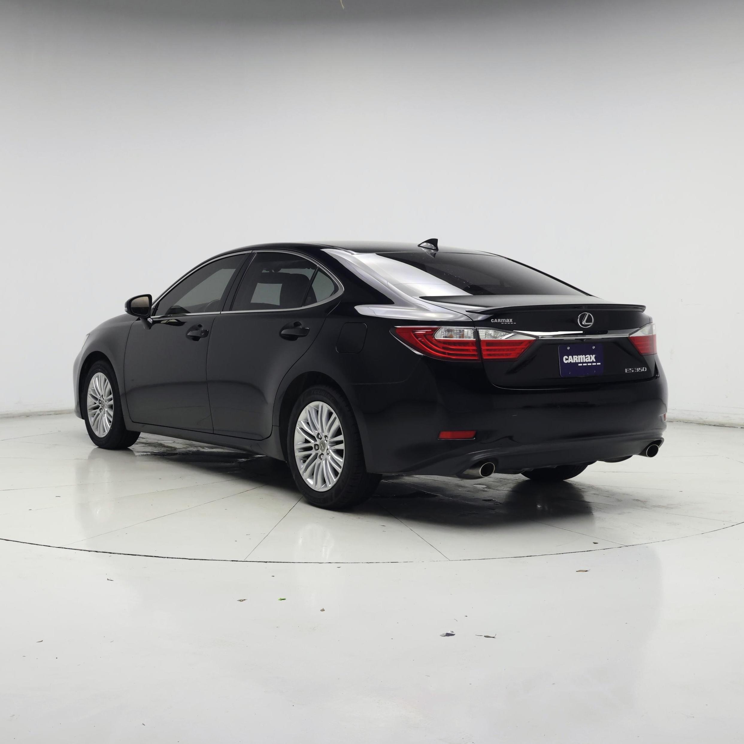 Thumbnail: 2015 Lexus ES - 2