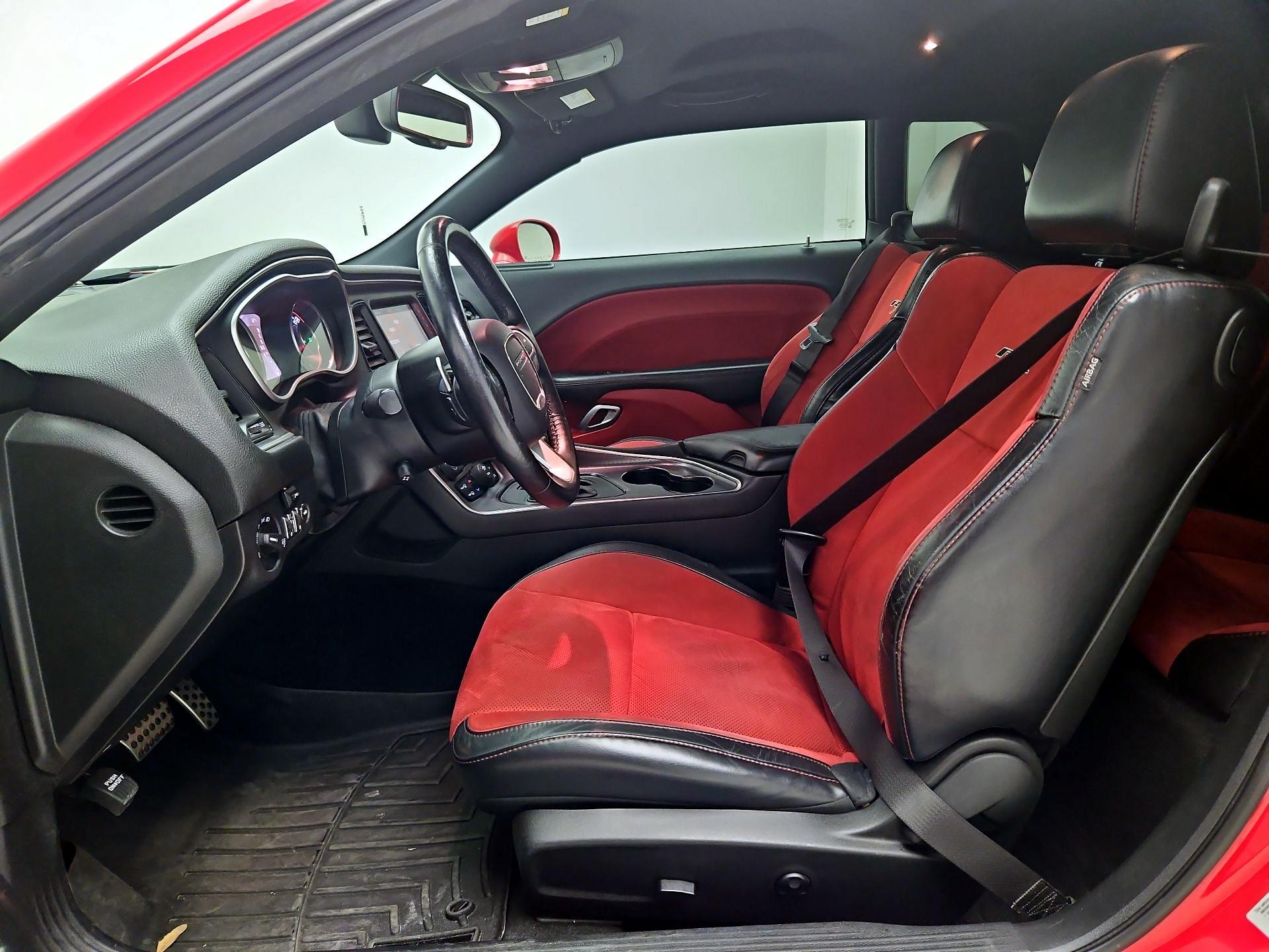 Thumbnail: 2015 Dodge Challenger - 11