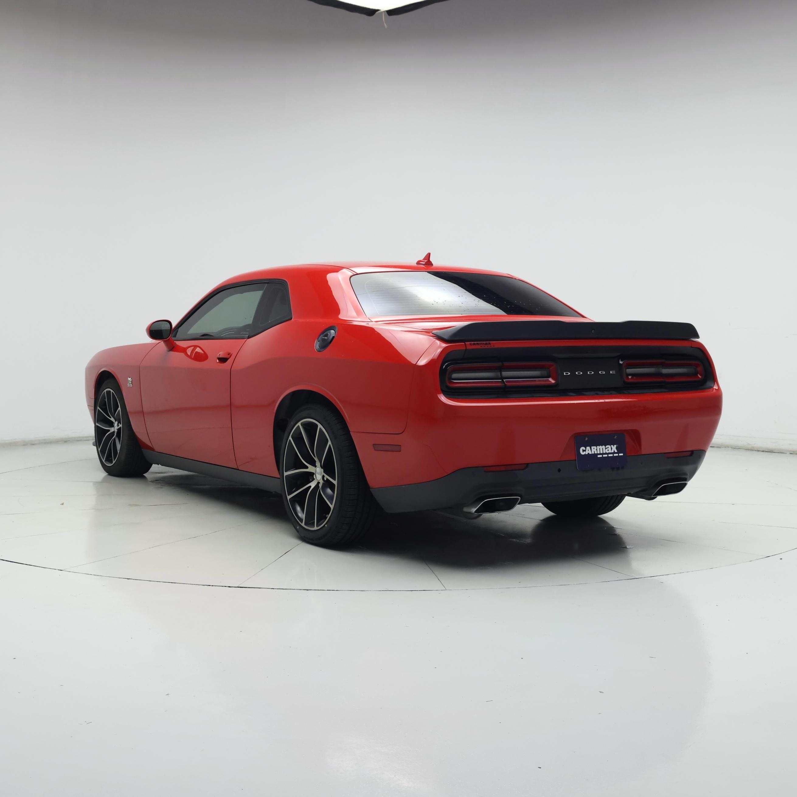 Thumbnail: 2015 Dodge Challenger - 2
