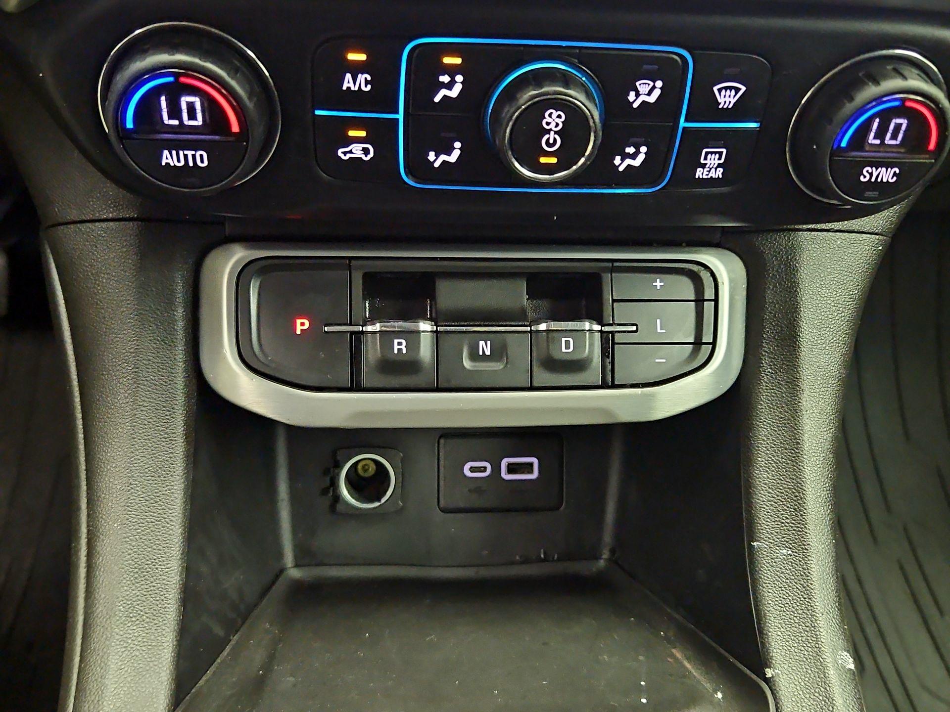 Thumbnail: 2021 GMC Acadia - 17