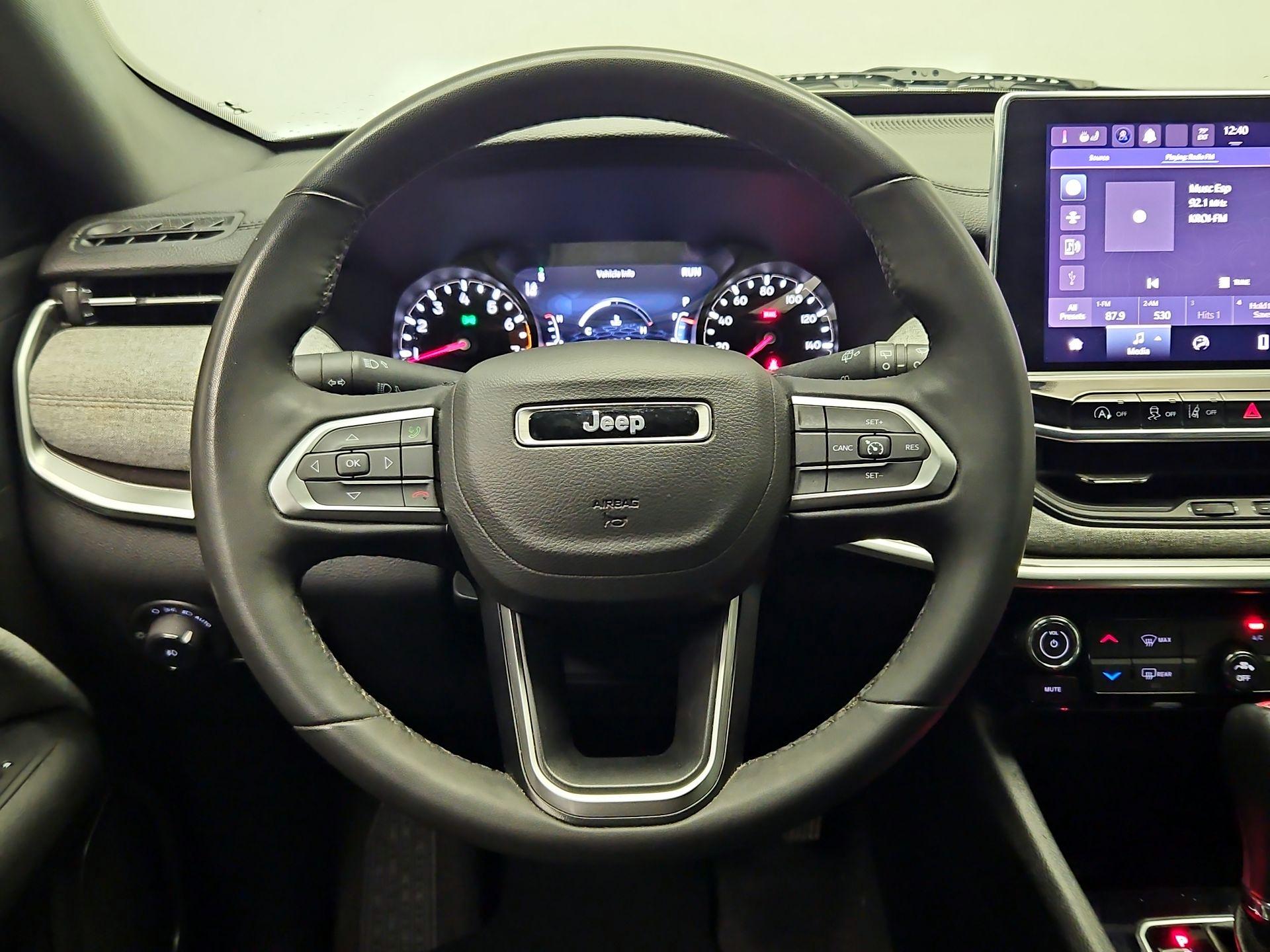 Thumbnail: 2023 Jeep Compass - 10