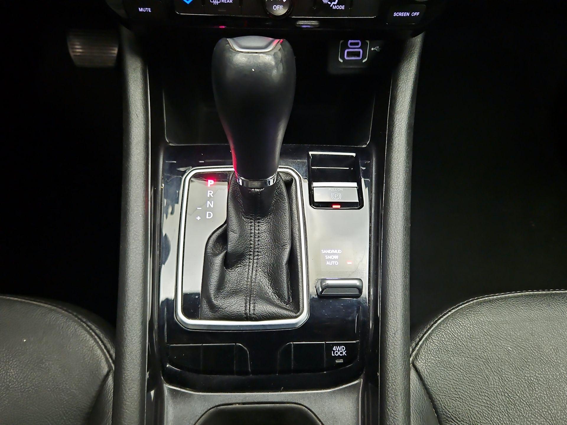 Thumbnail: 2023 Jeep Compass - 17