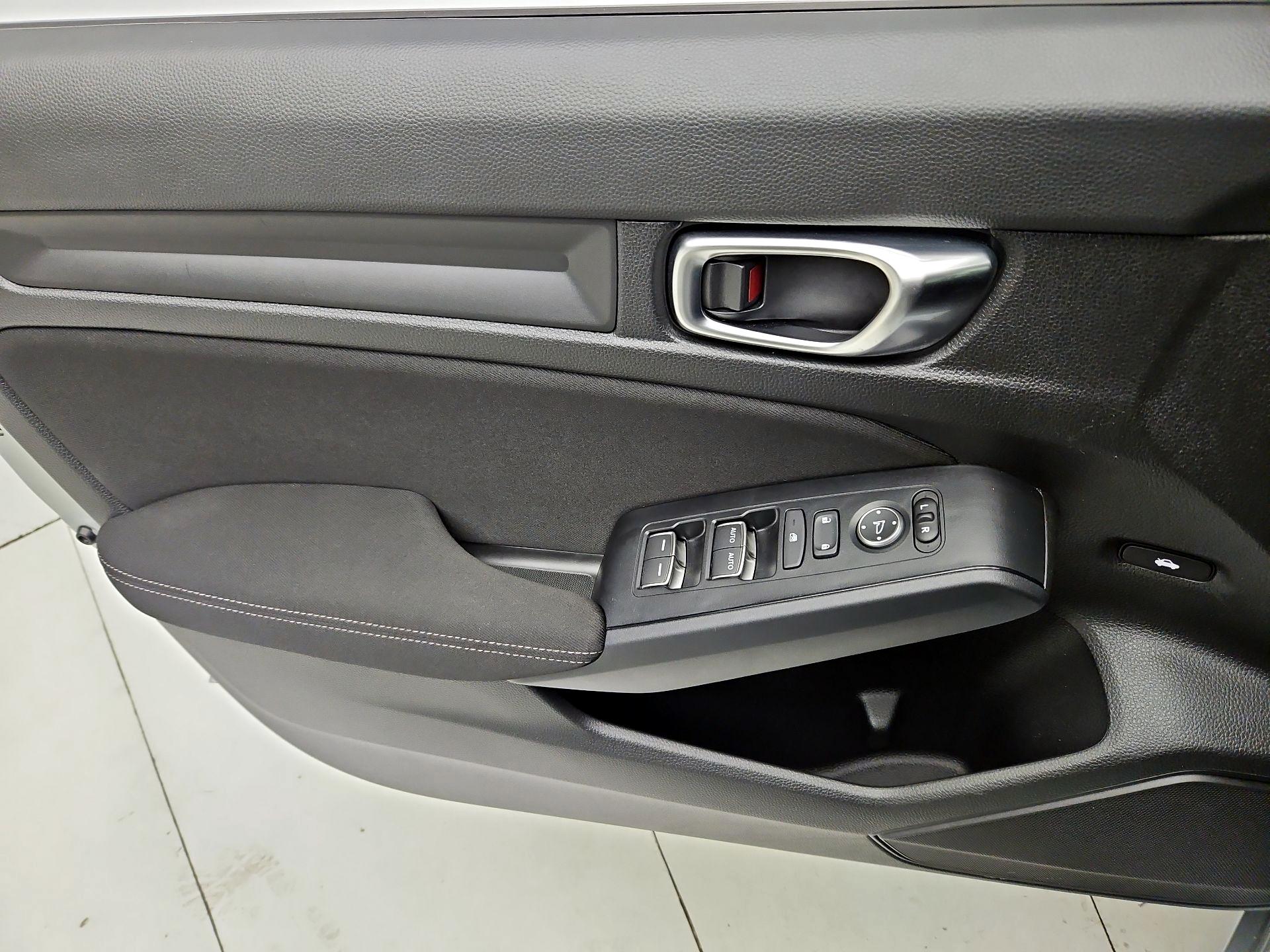 Thumbnail: 2025 Honda Civic - 12