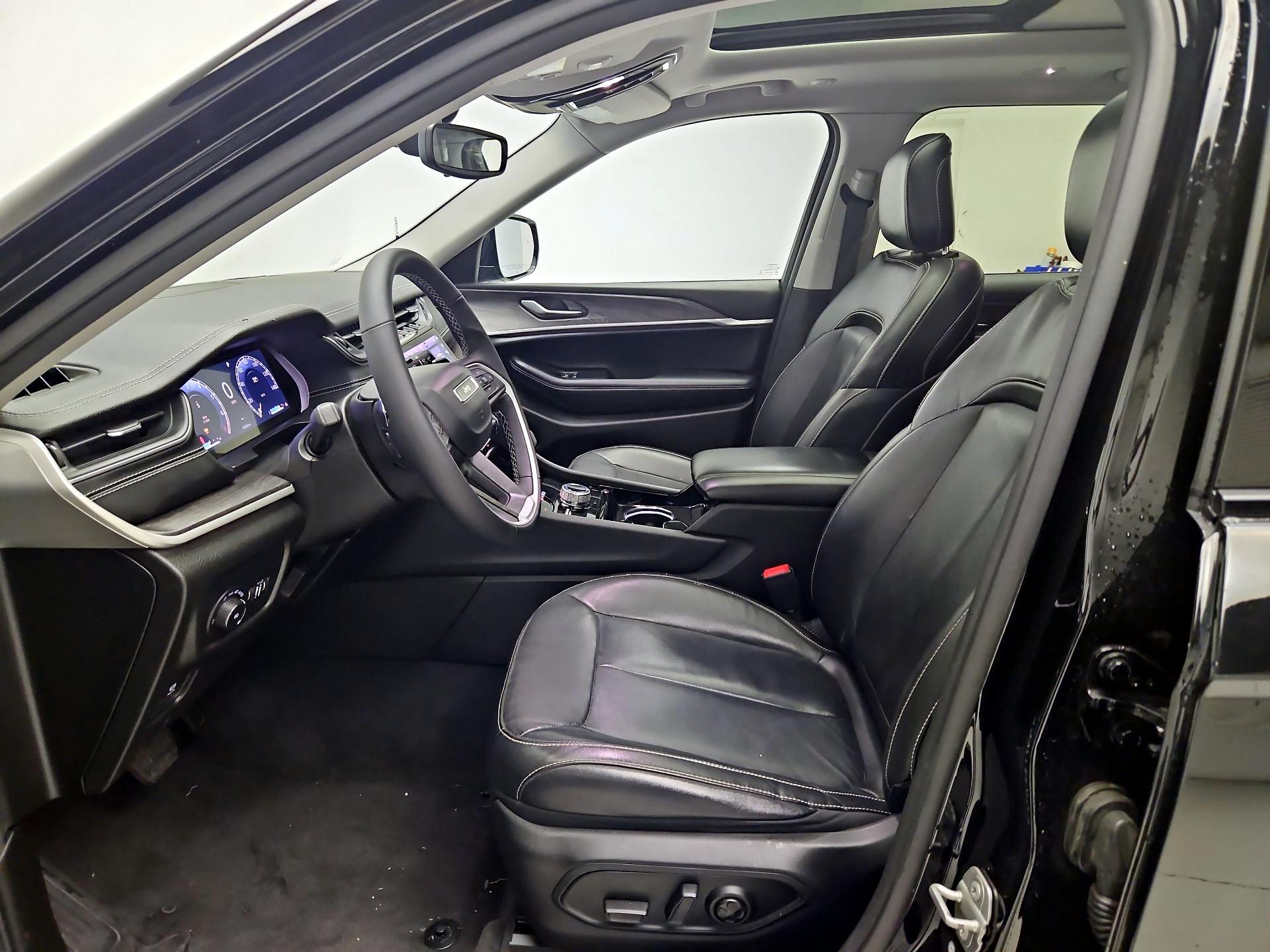 Thumbnail: 2021 Jeep Grand Cherokee L - 11