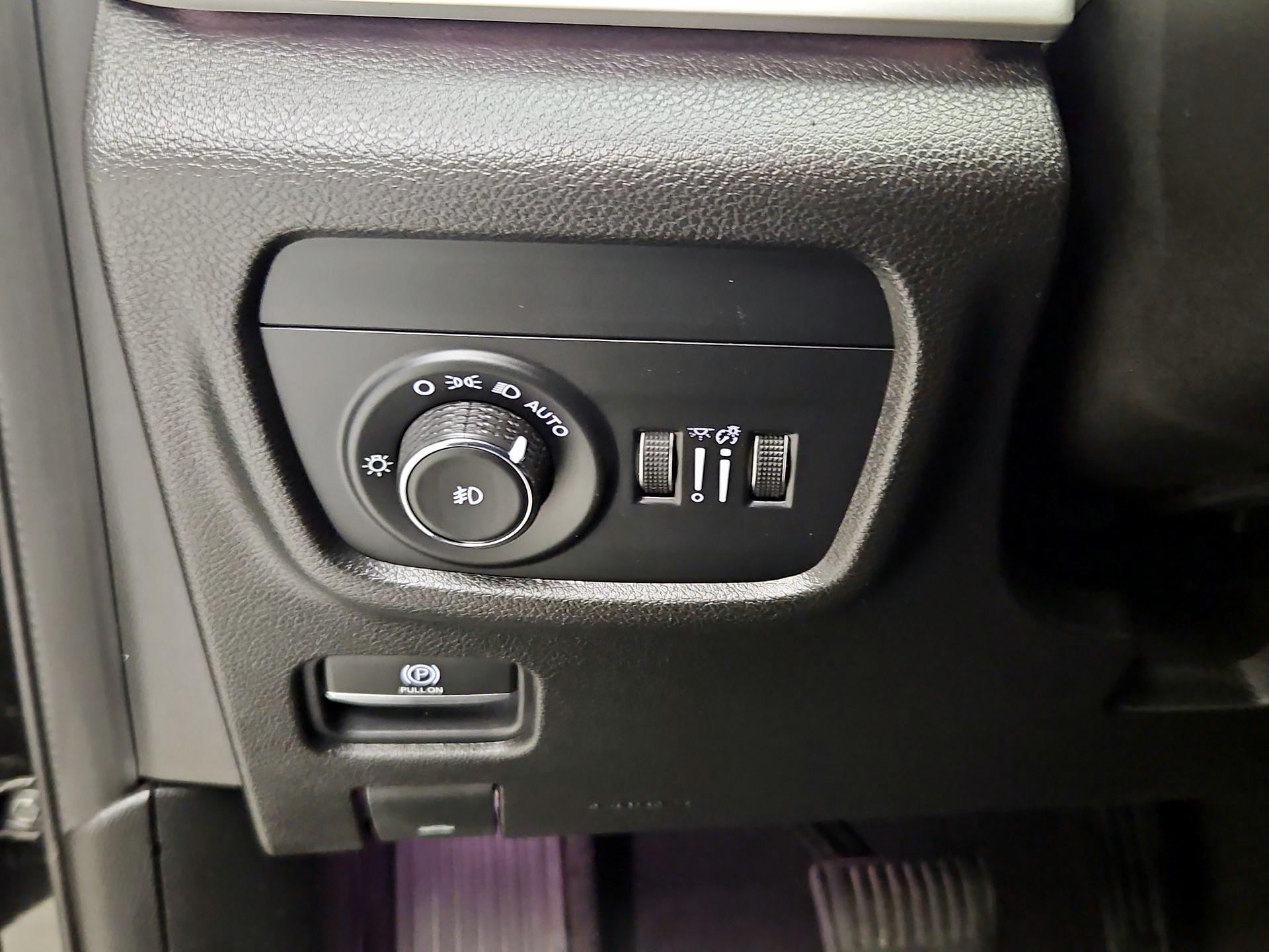 Thumbnail: 2021 Jeep Grand Cherokee L - 13