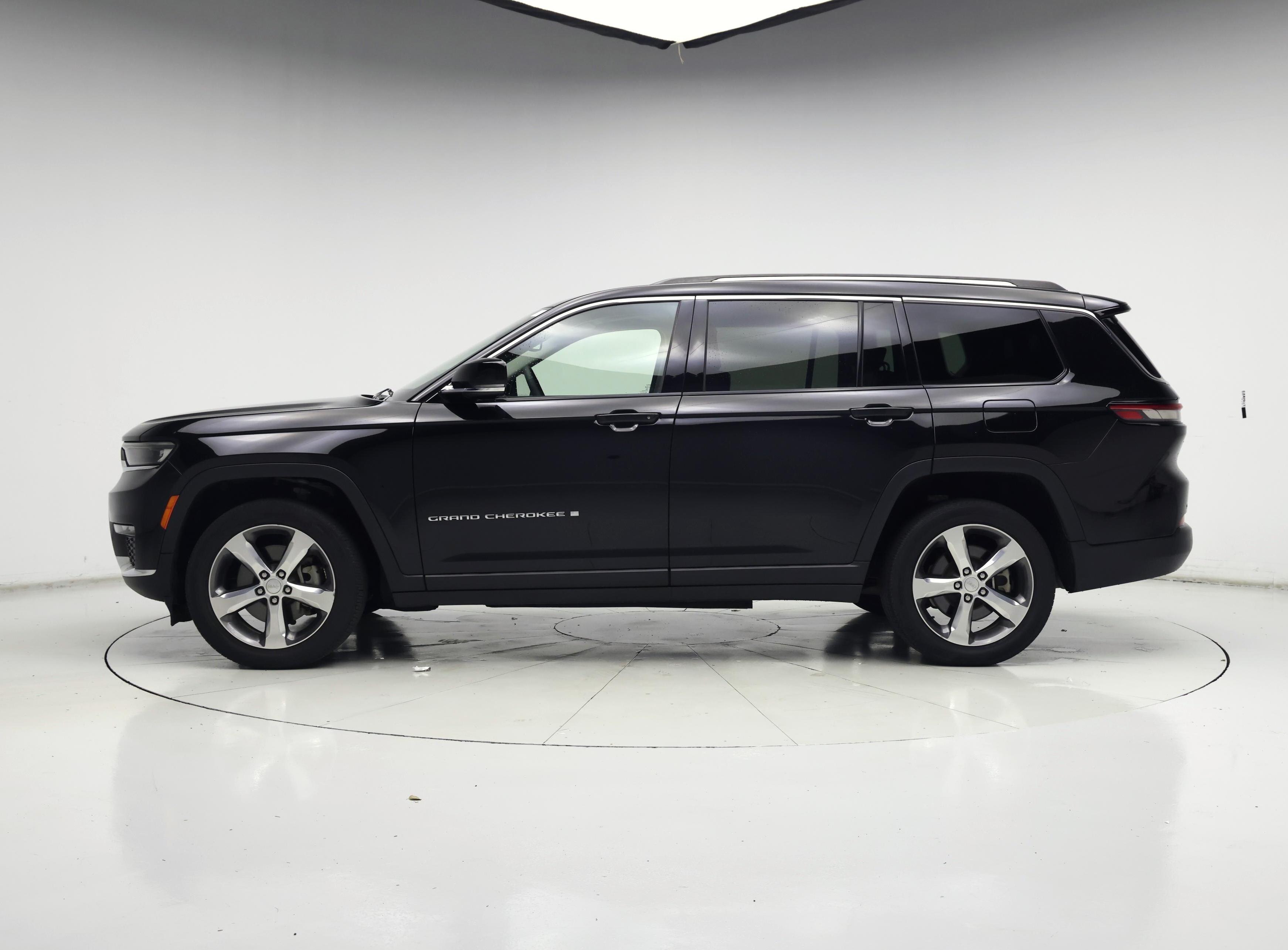 Thumbnail: 2021 Jeep Grand Cherokee L - 3