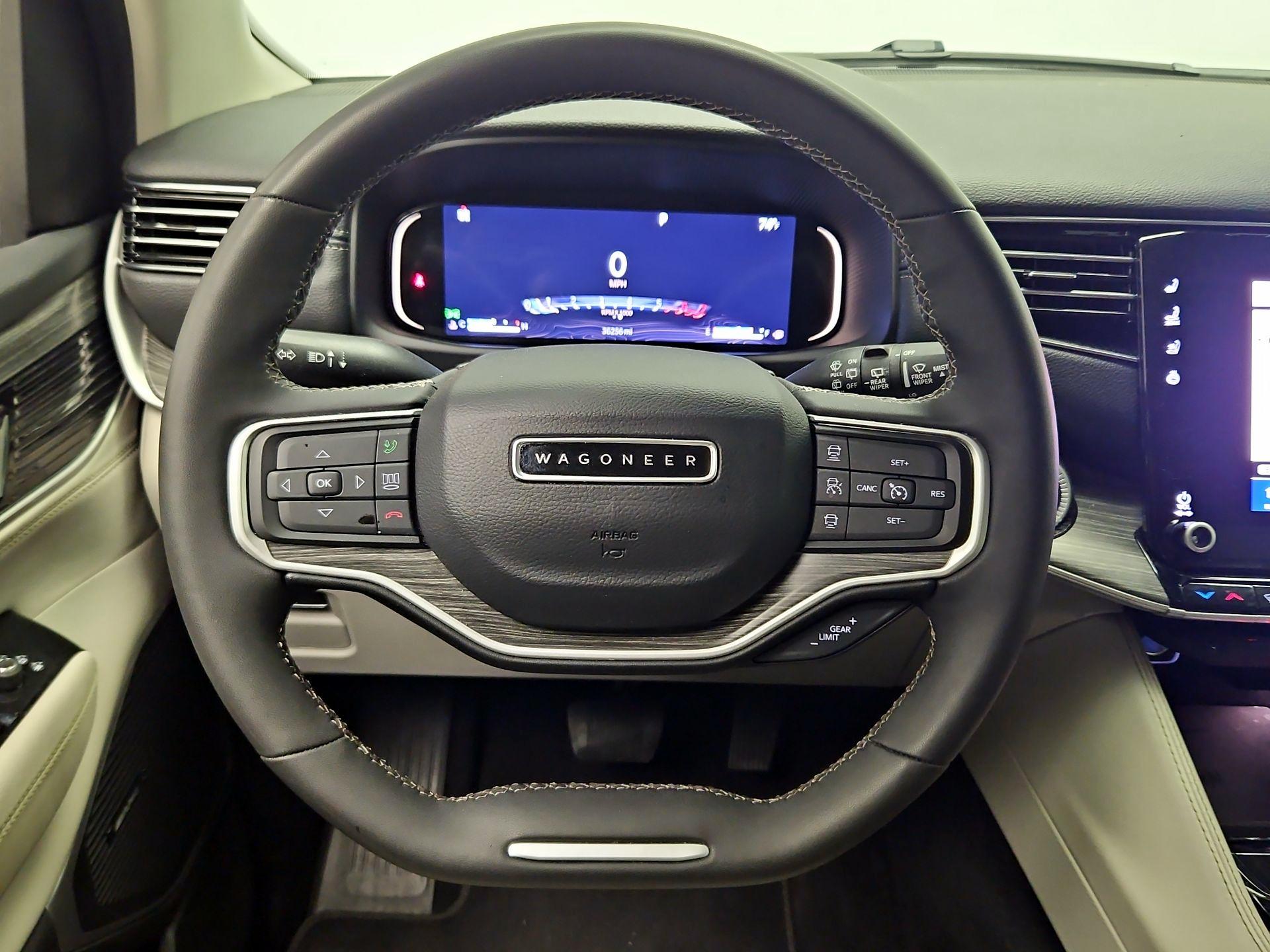 Thumbnail: 2024 Jeep Wagoneer - 10