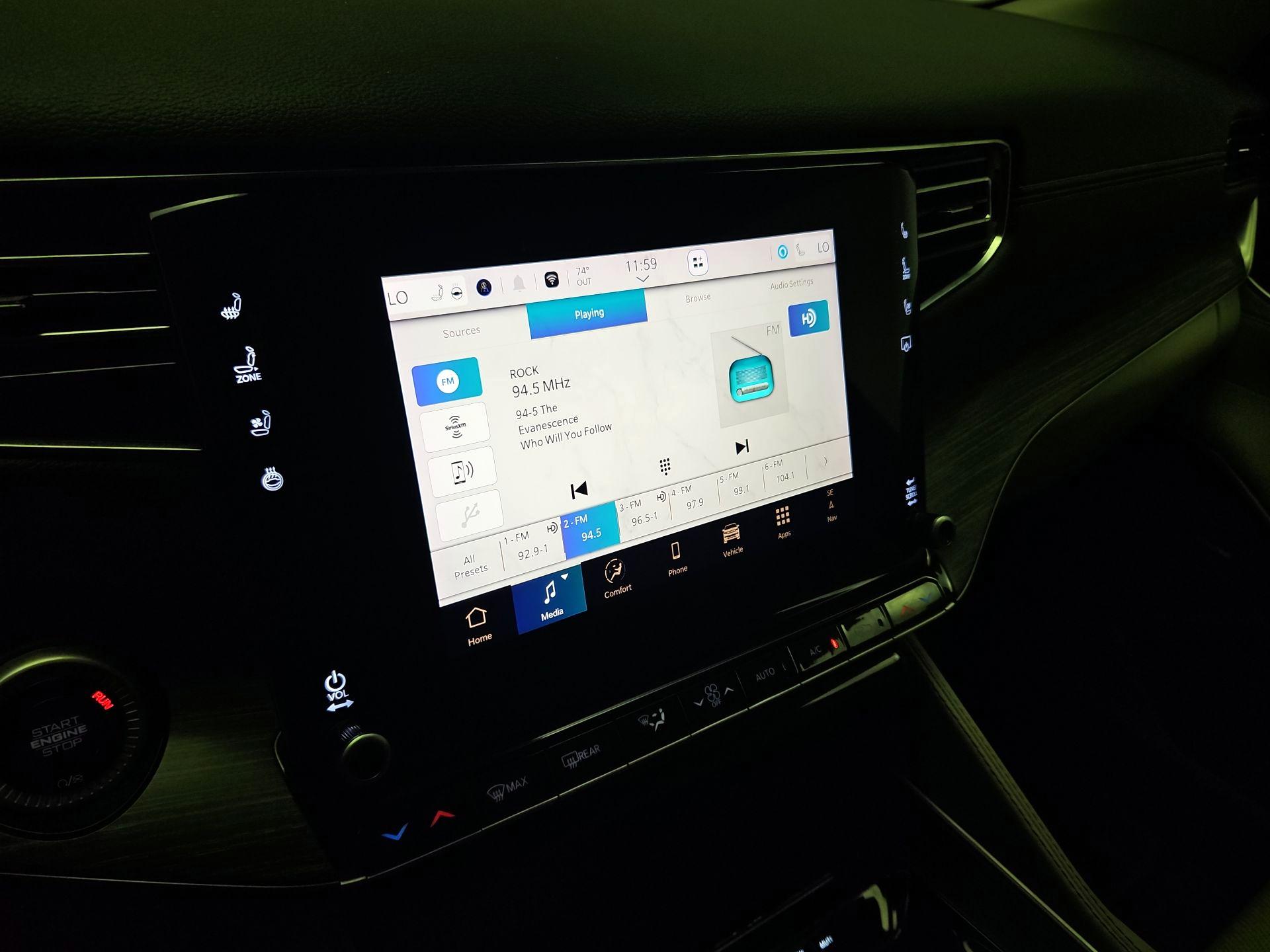 Thumbnail: 2024 Jeep Wagoneer - 16