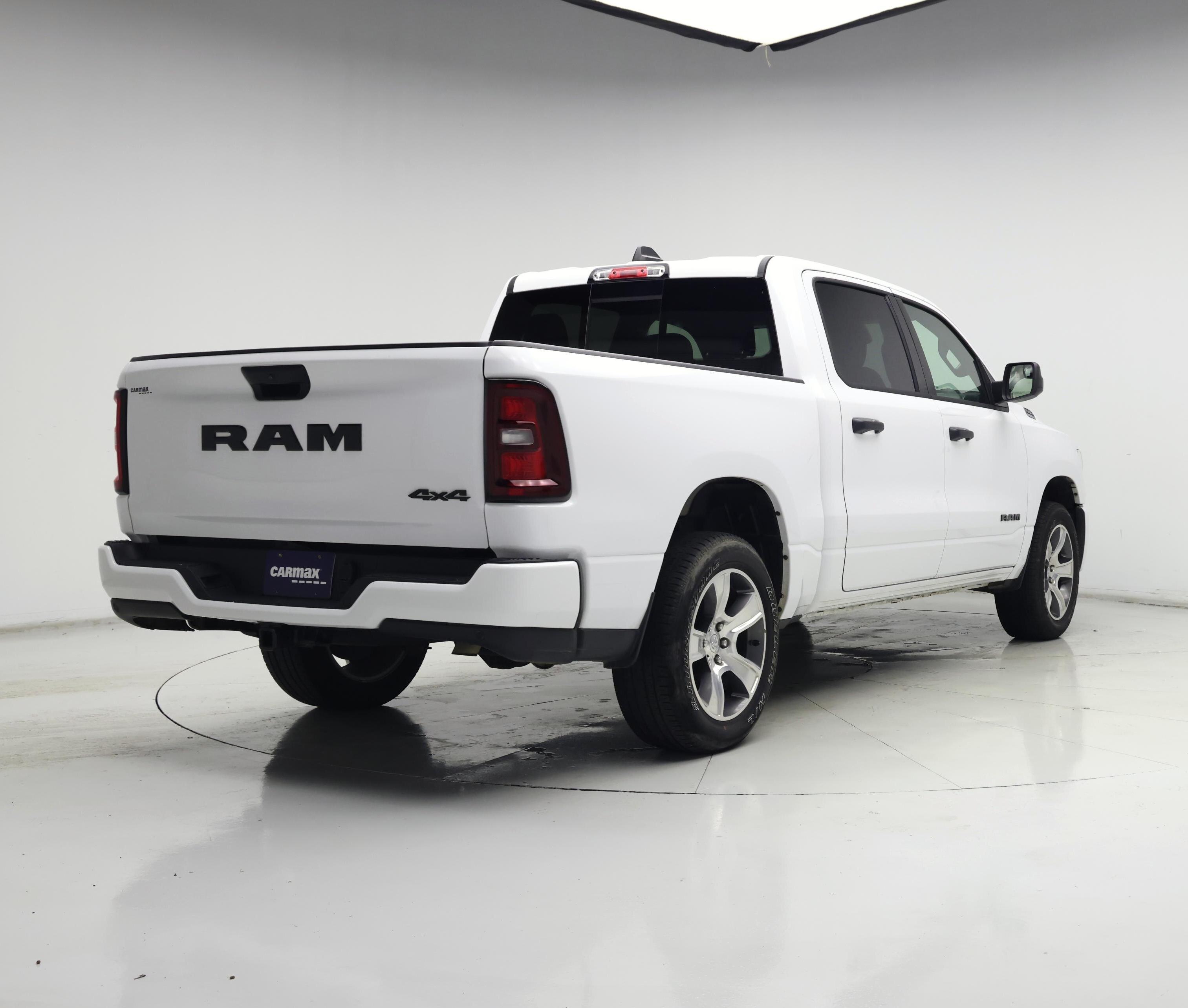 Thumbnail: 2025 RAM 1500 - 8