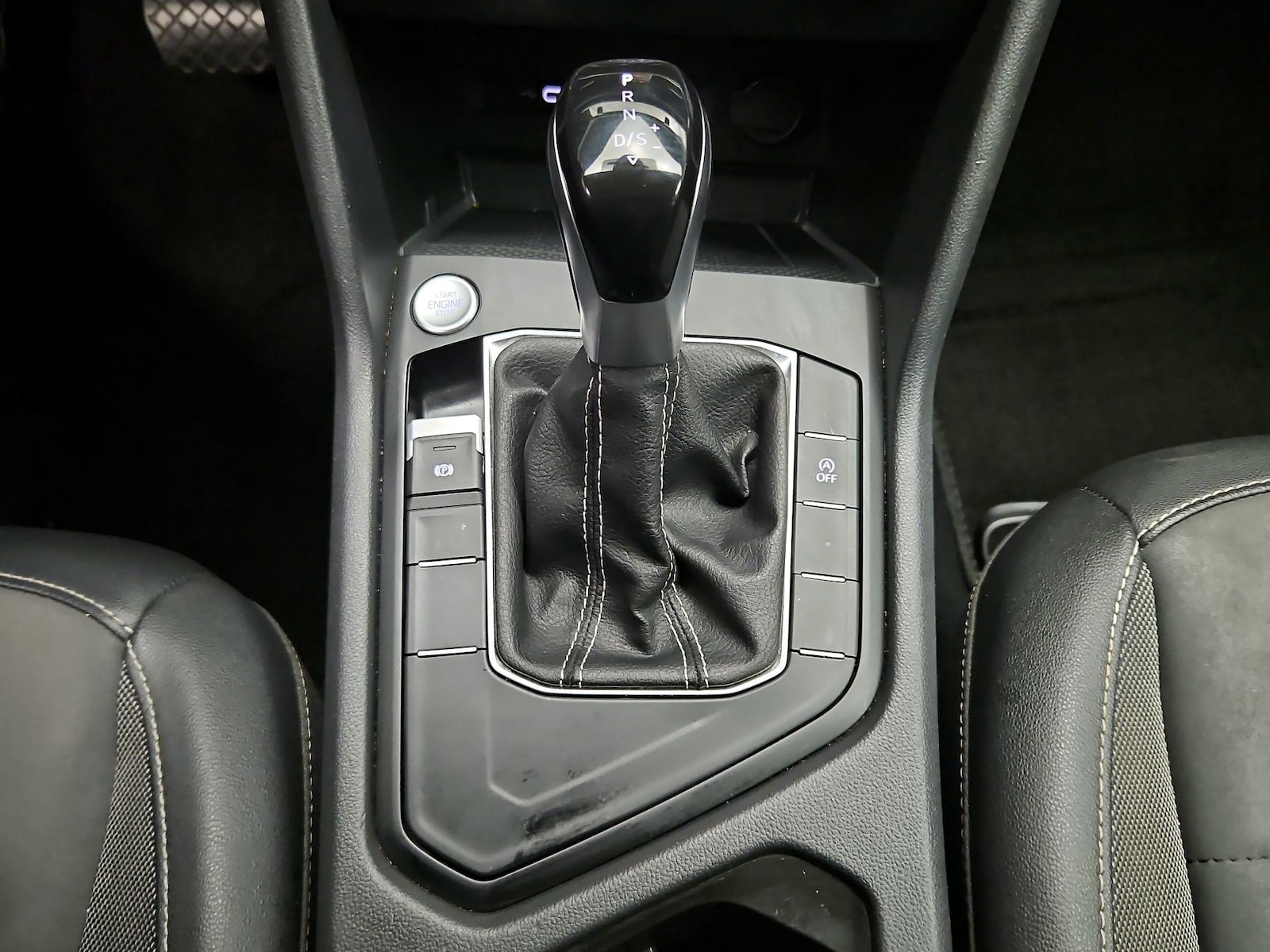 2022 Volkswagen Taos SE - Photo 18