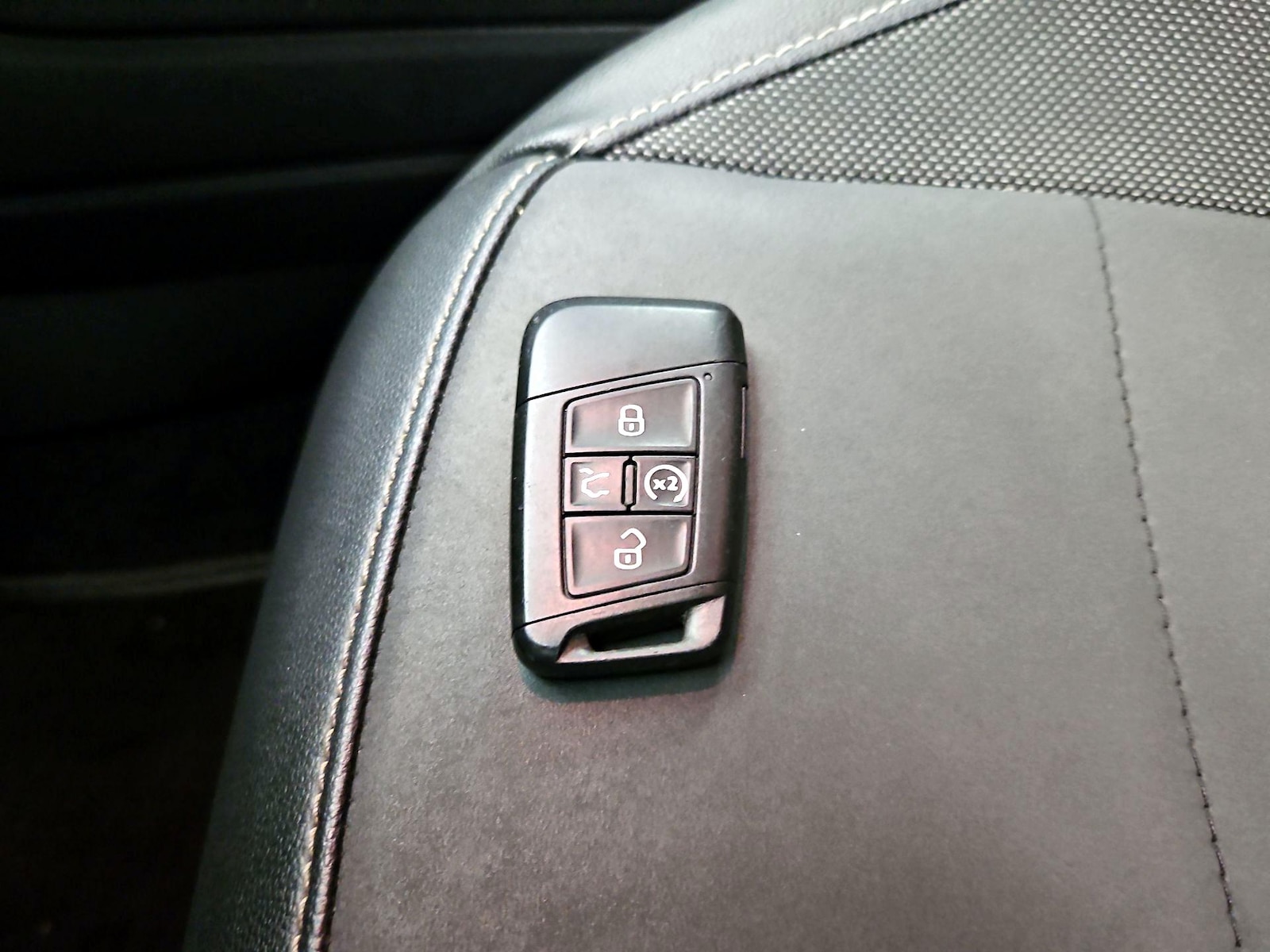 2022 Volkswagen Taos SE - Photo 23