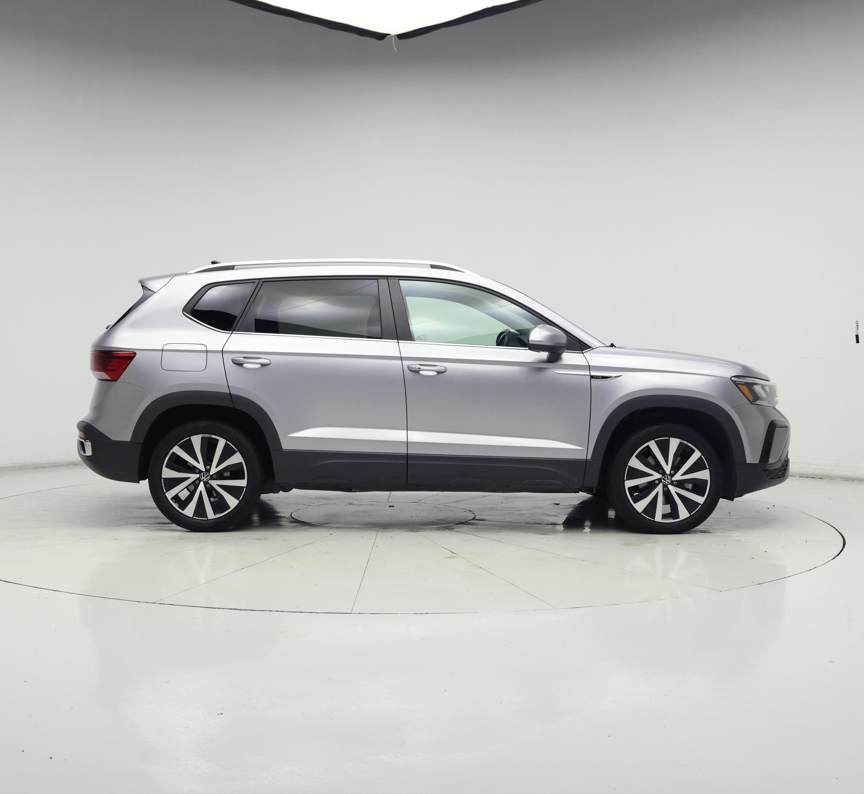 Thumbnail: 2022 Volkswagen Taos - 7