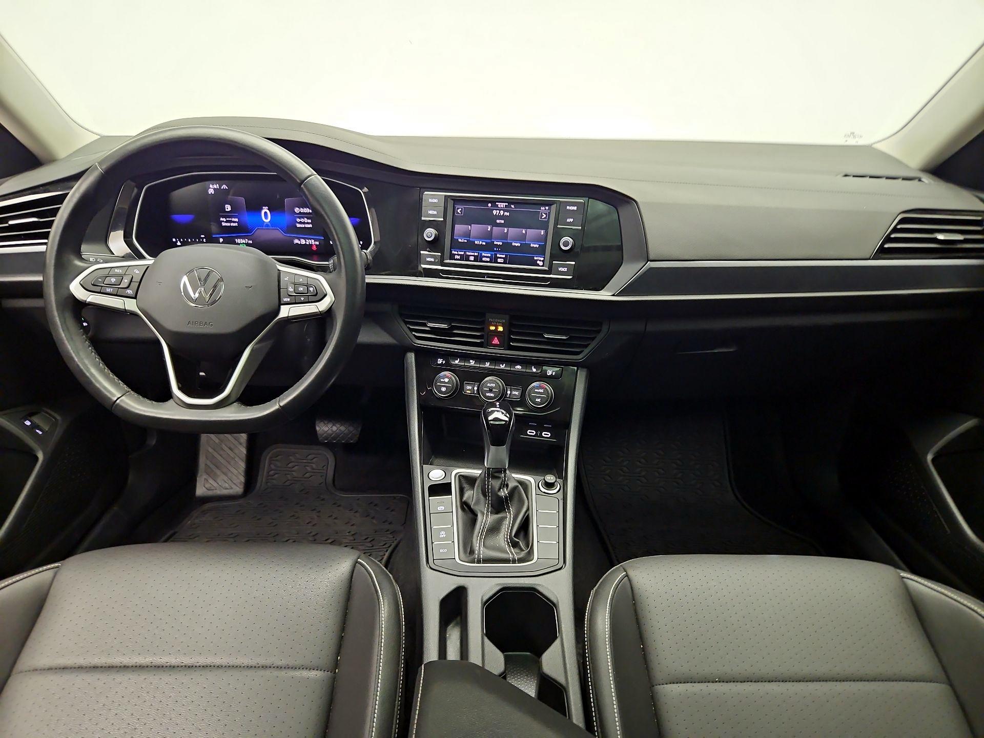 Thumbnail: 2024 Volkswagen Jetta - 9