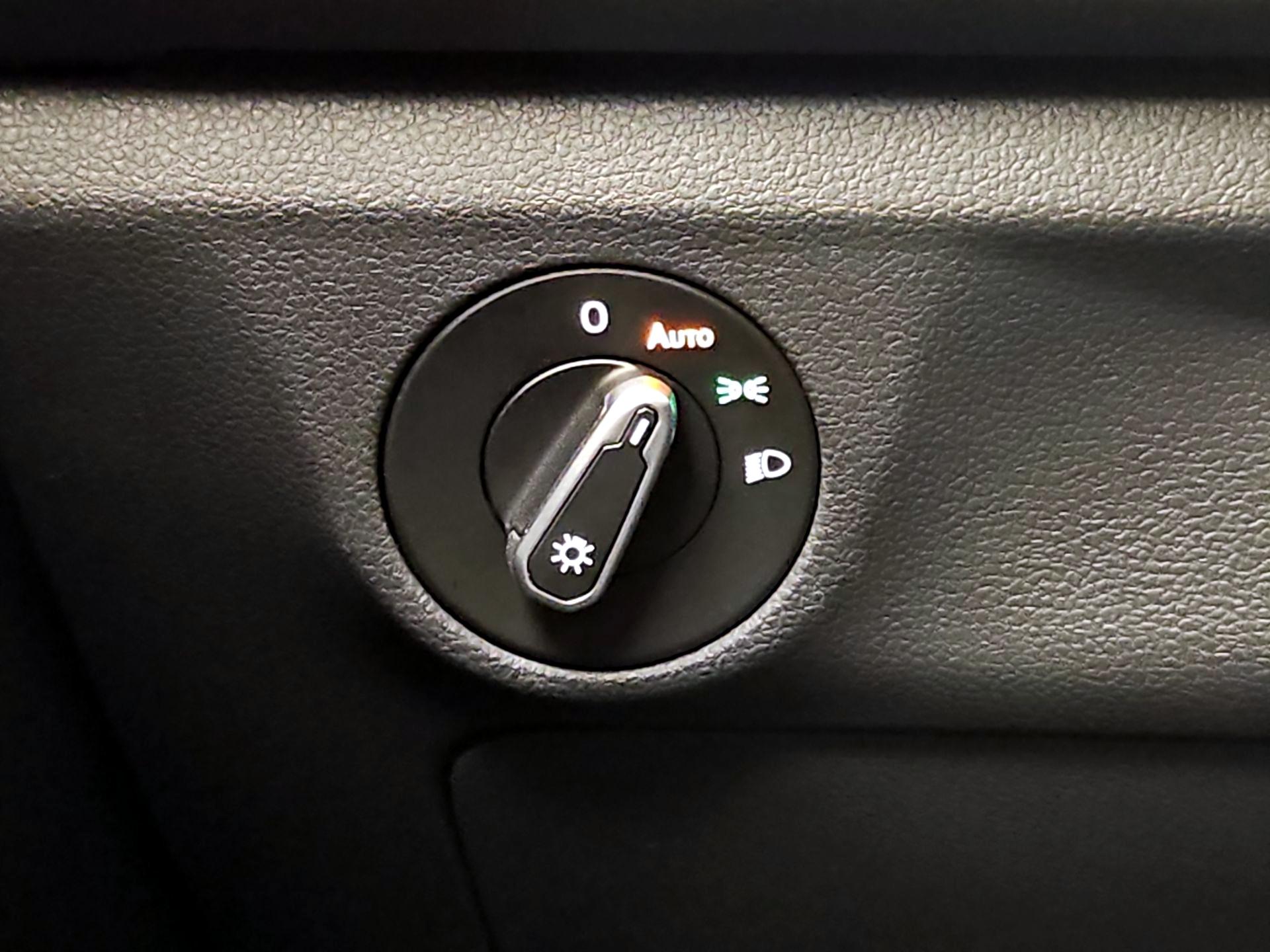 Thumbnail: 2024 Volkswagen Jetta - 13