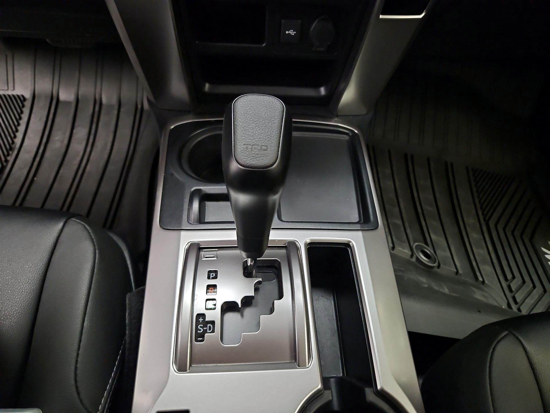 Thumbnail: 2024 Toyota 4Runner - 17