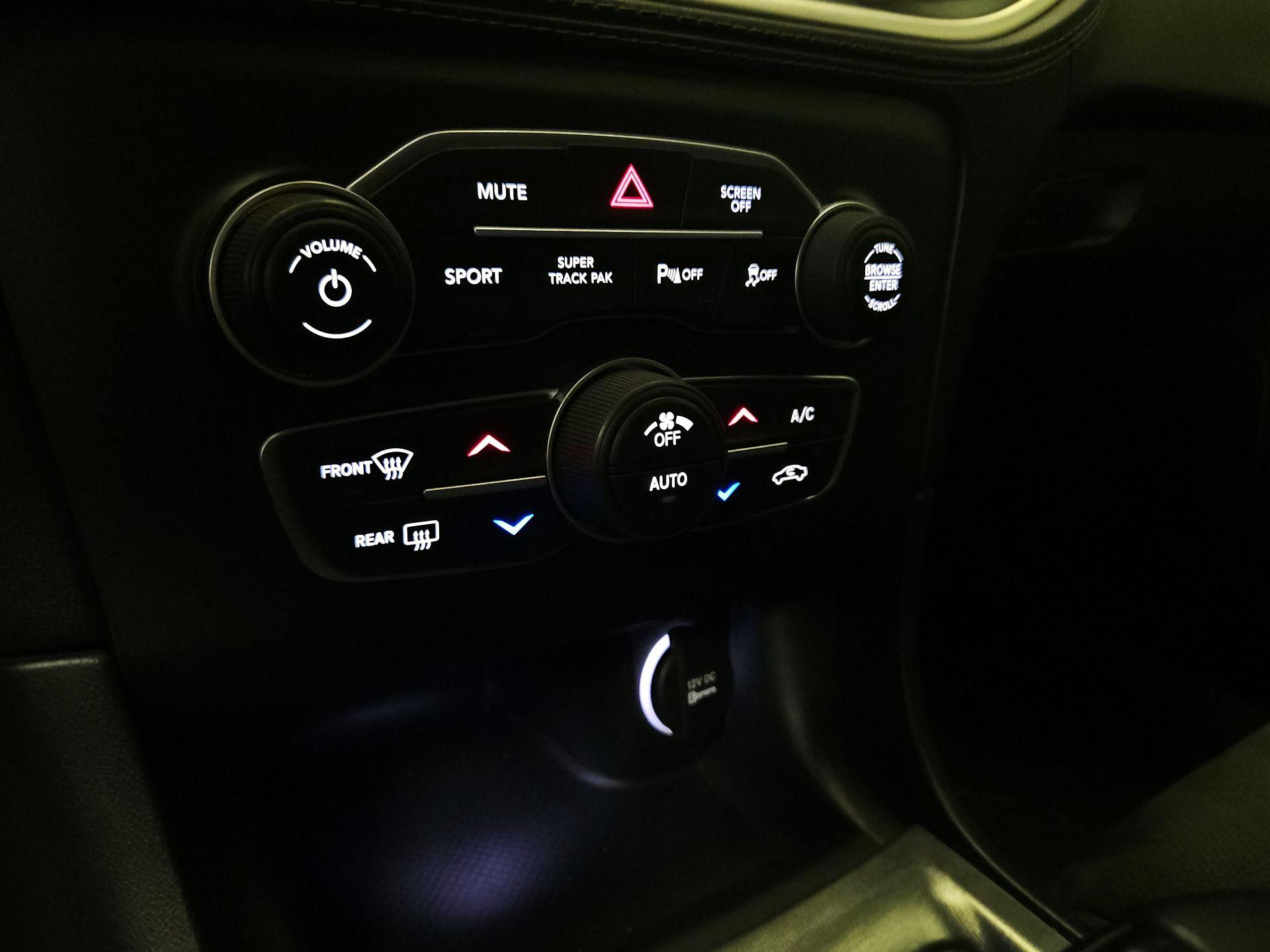 Thumbnail: 2023 Dodge Charger - 16