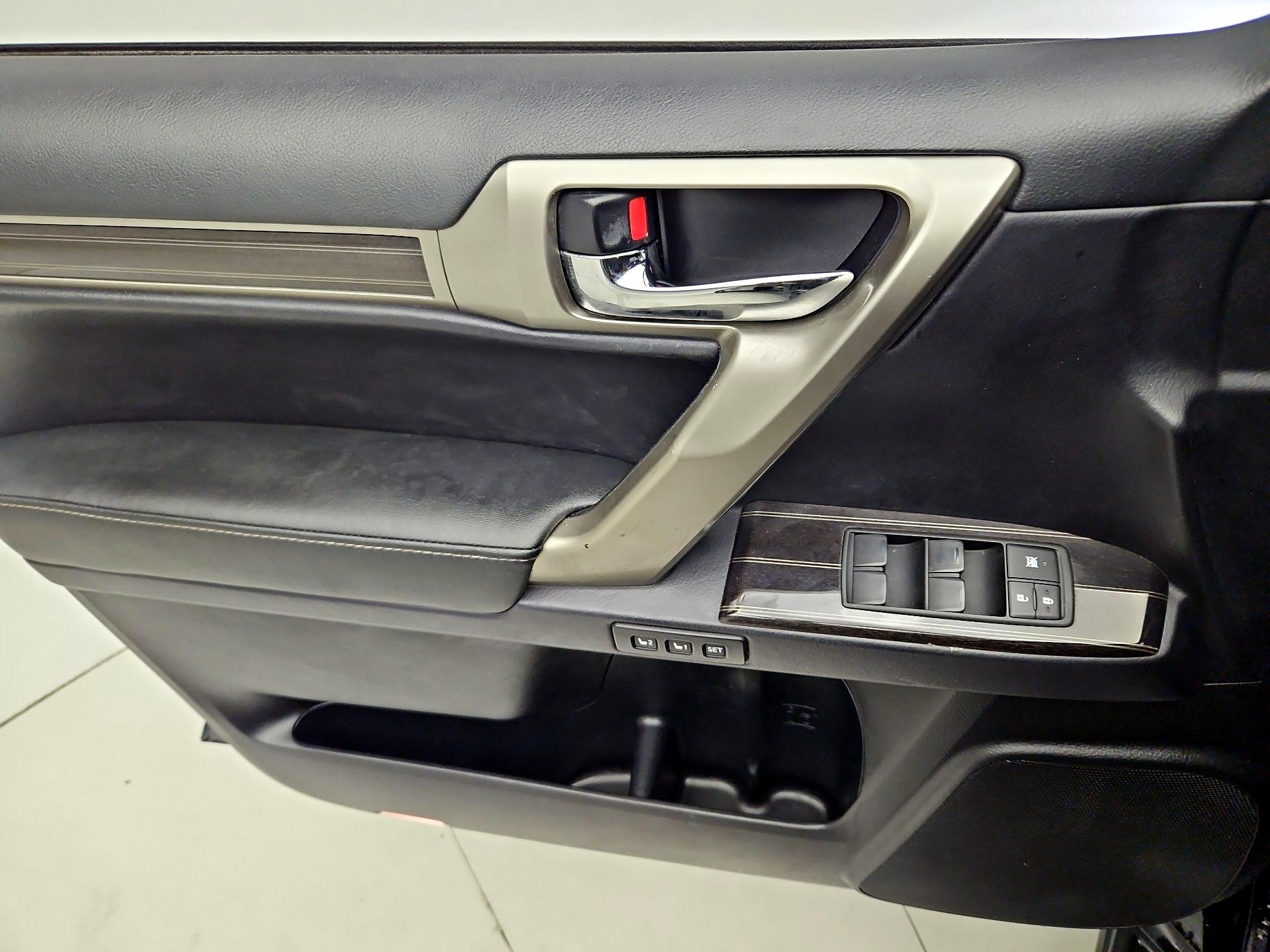 Thumbnail: 2021 Lexus GX - 12